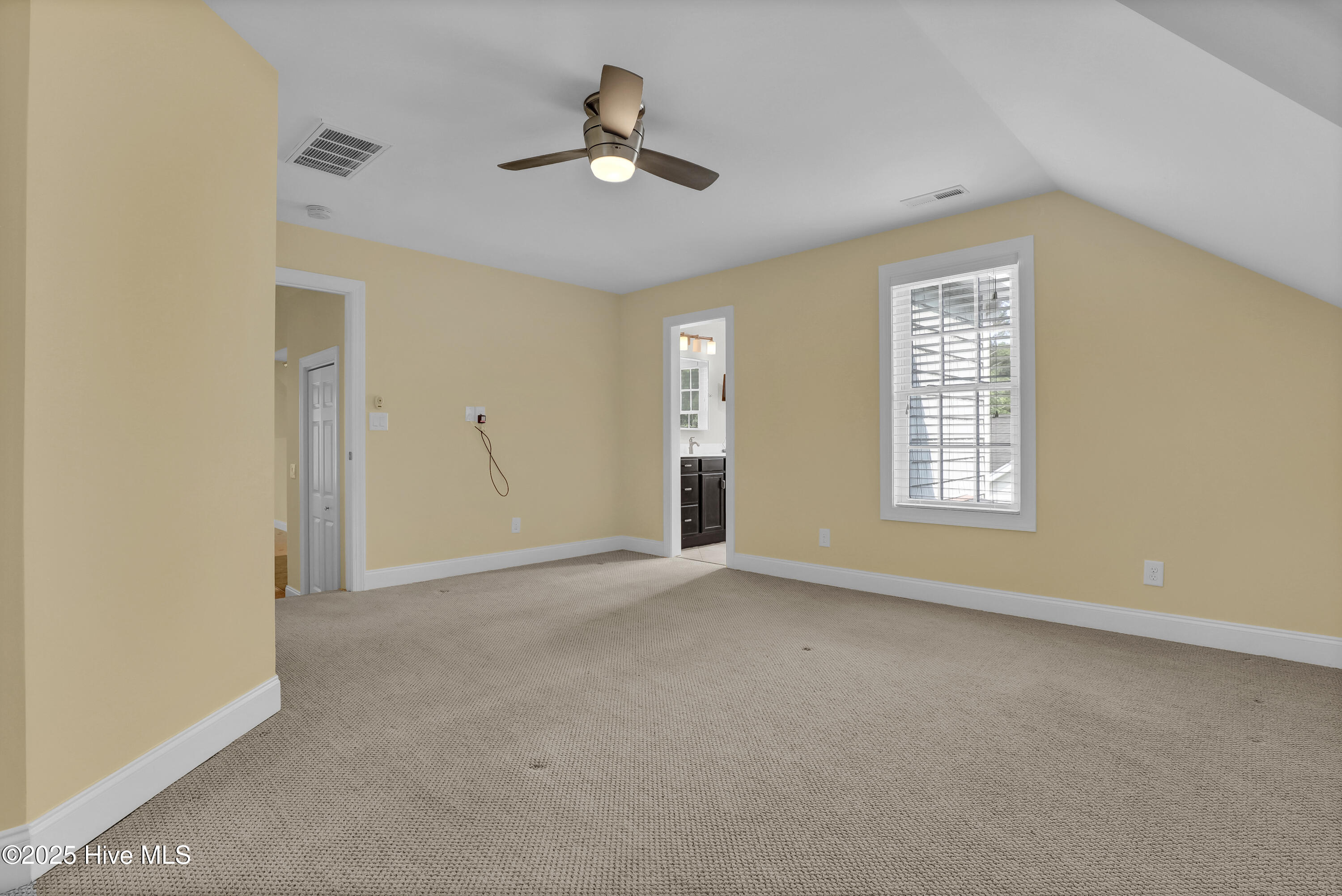 120 E High Bluff Drive Property Photo 31