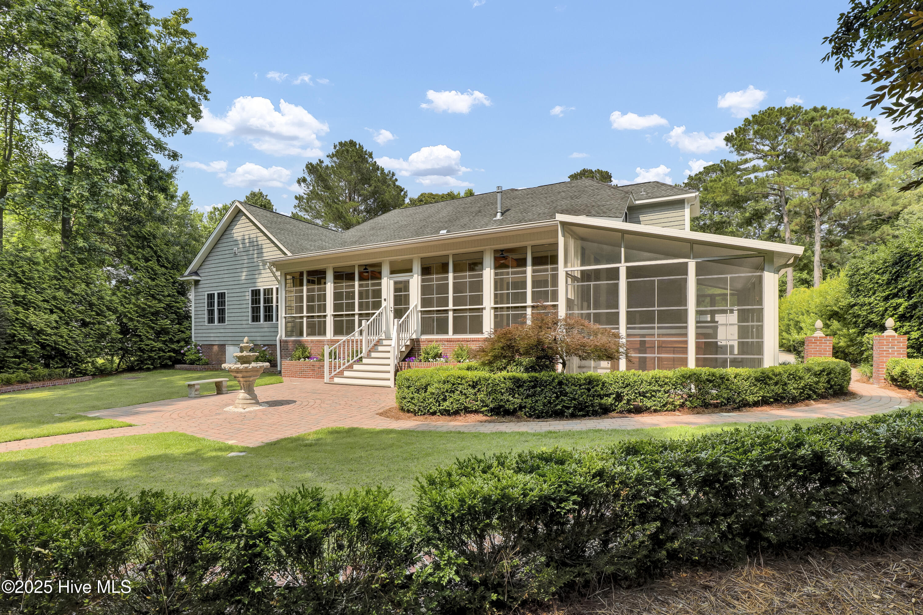 120 E High Bluff Drive Property Photo 44