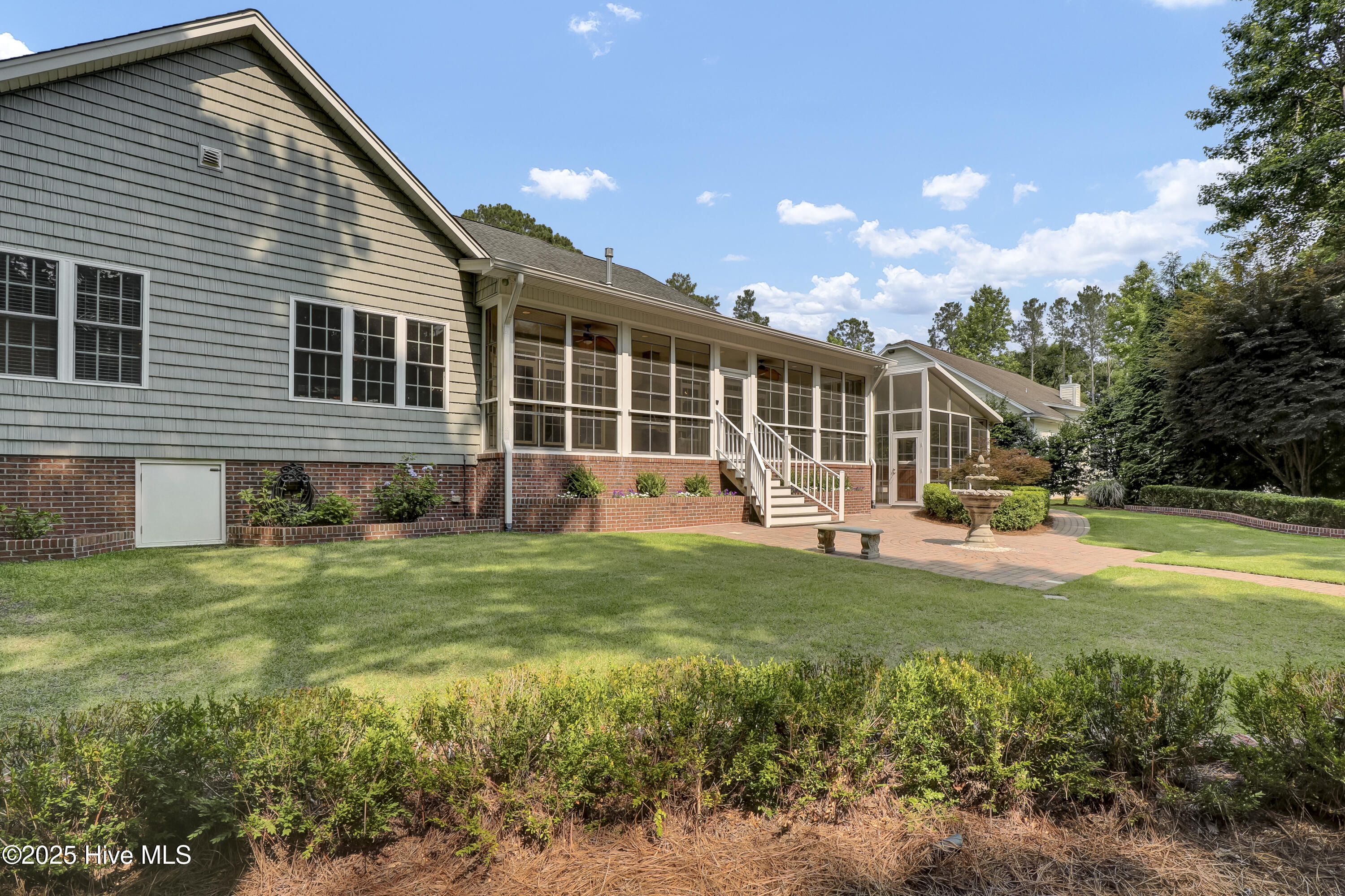 120 E High Bluff Drive Property Photo 45