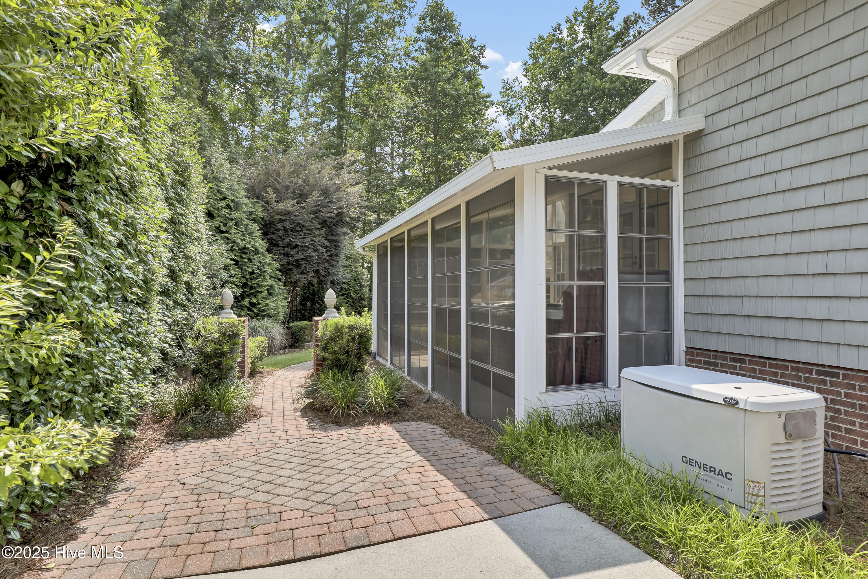 120 E High Bluff Drive Property Photo 47