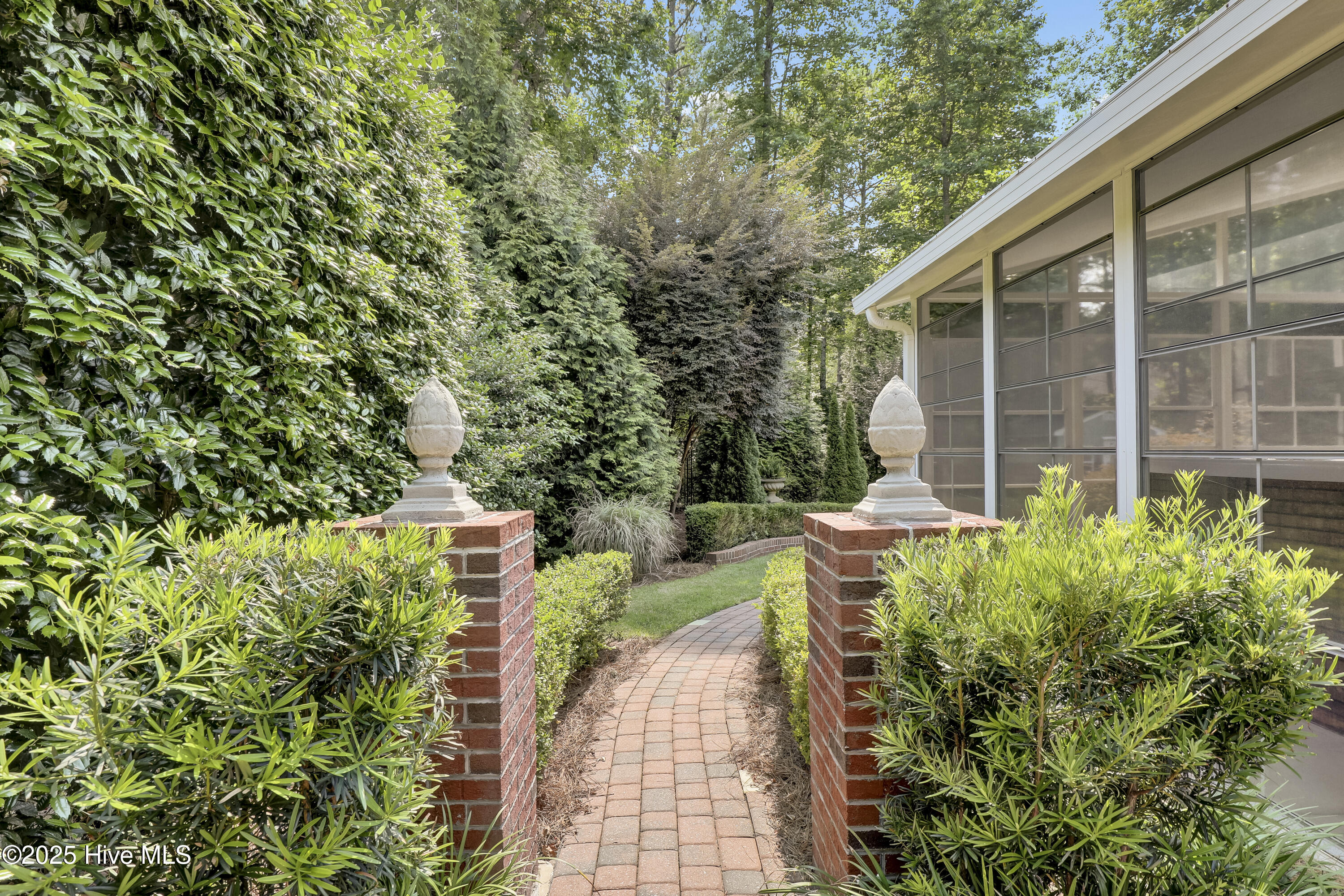 120 E High Bluff Drive Property Photo 48