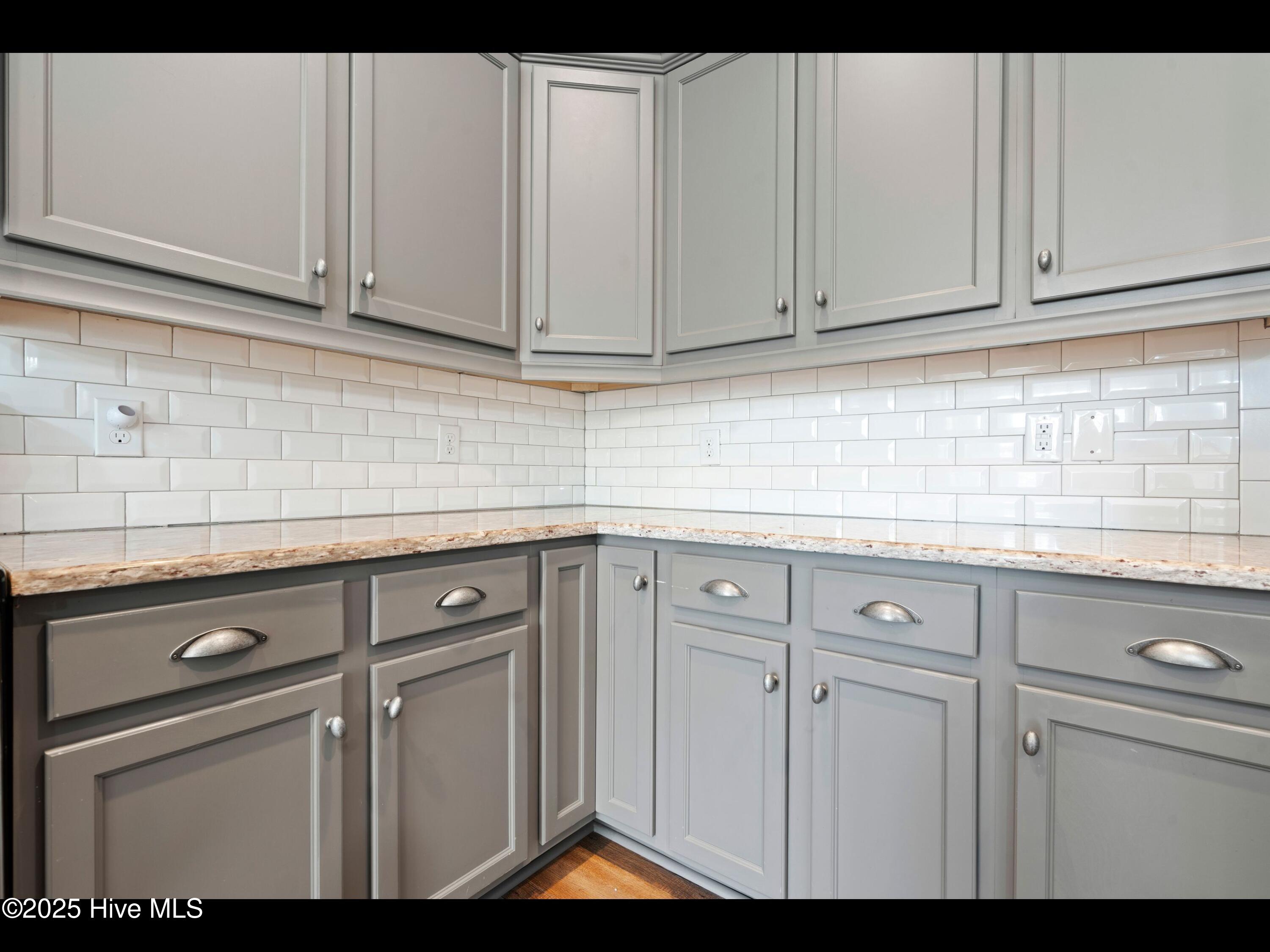 7024 Bonaventure Street Property Photo 16