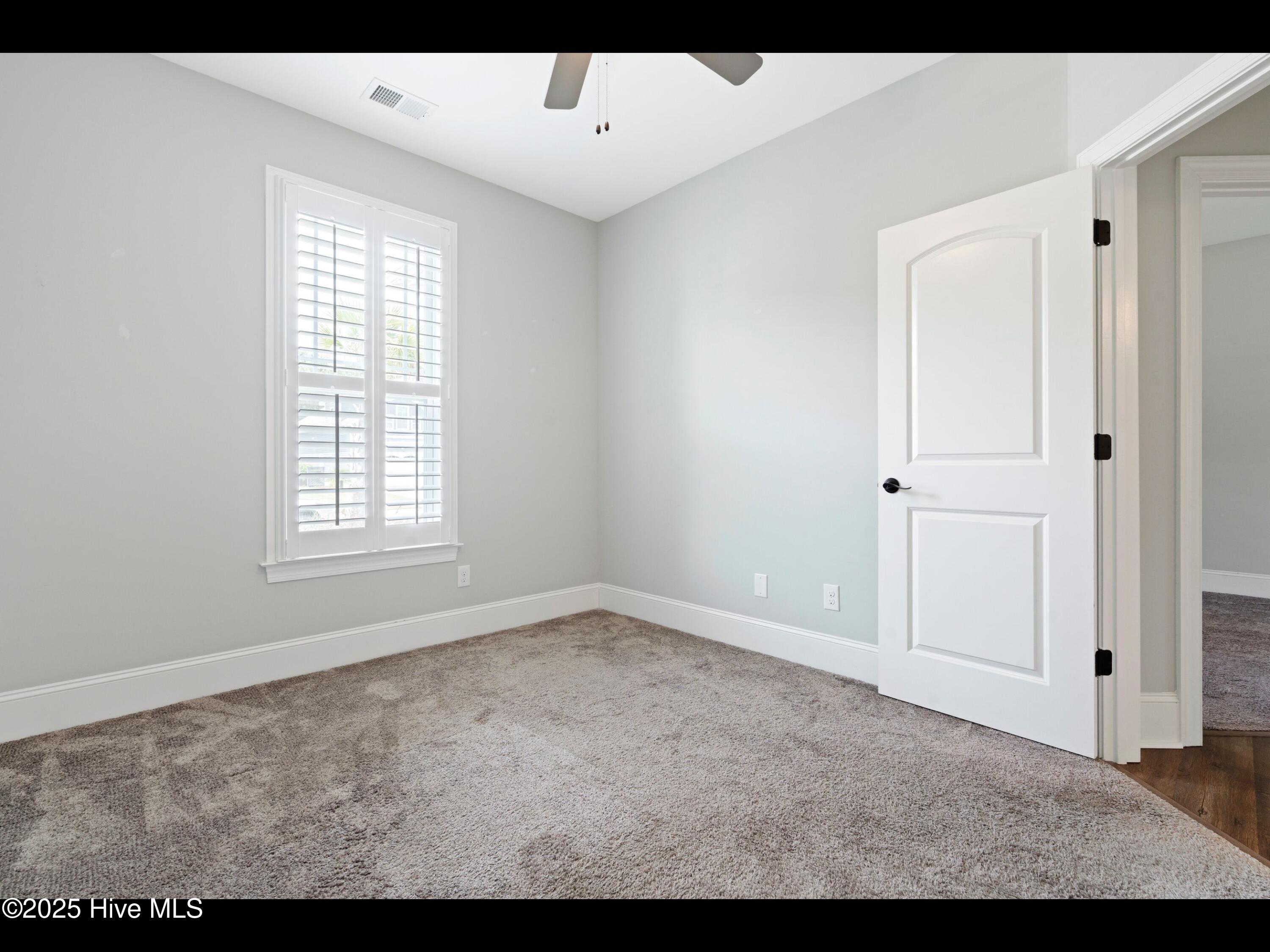 7024 Bonaventure Street Property Photo 27