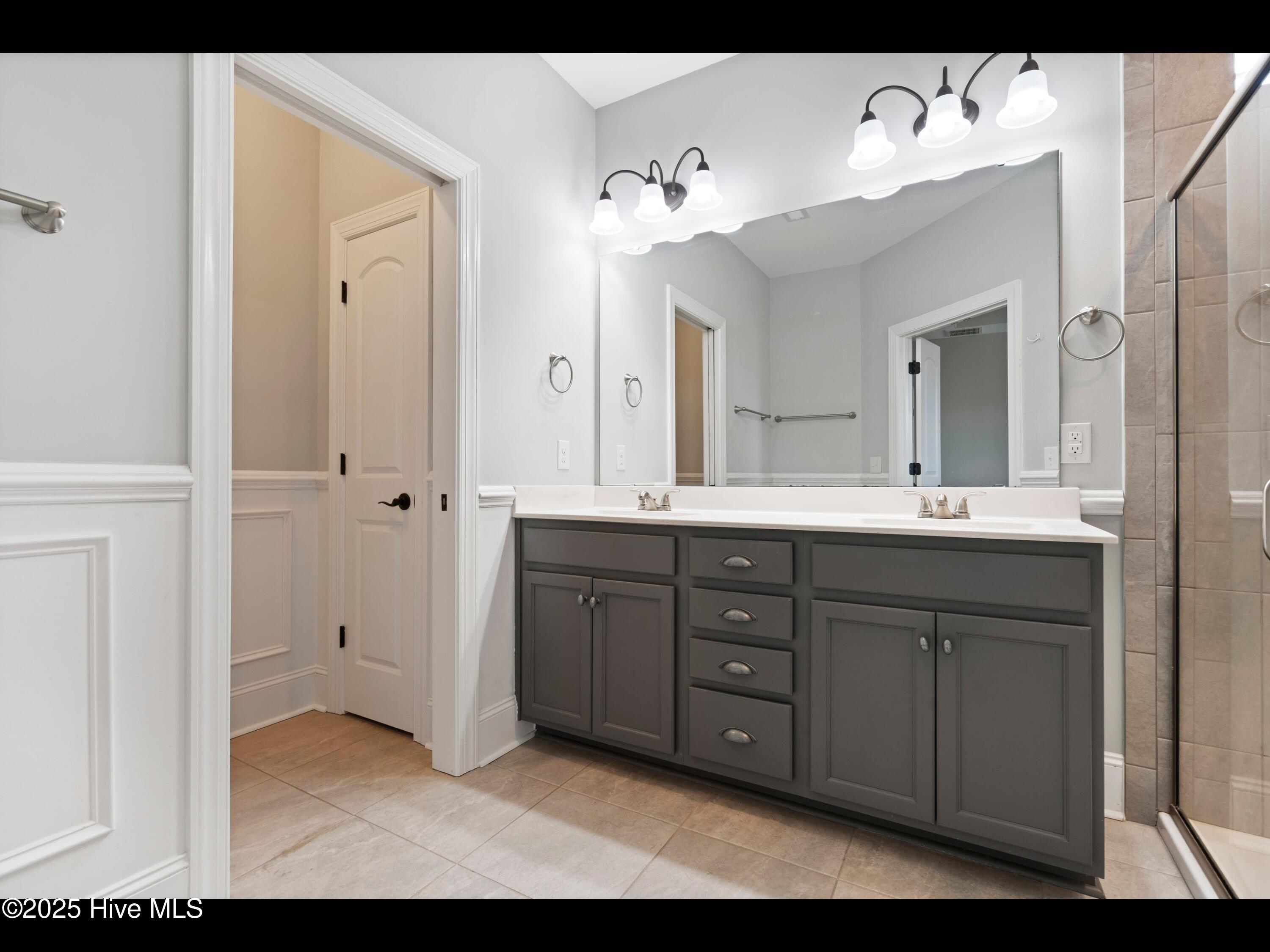 7024 Bonaventure Street Property Photo 31