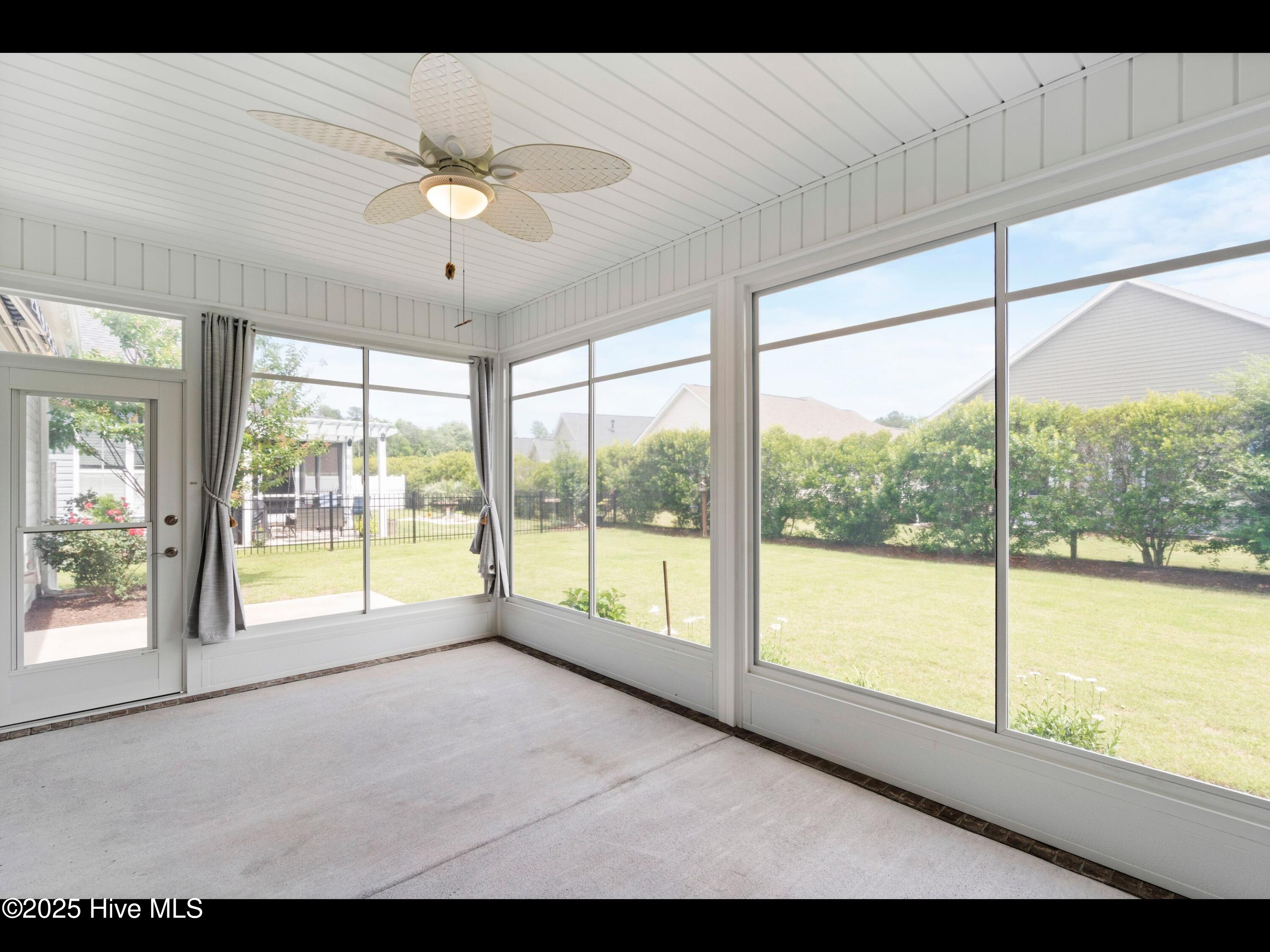 7024 Bonaventure Street Property Photo 33