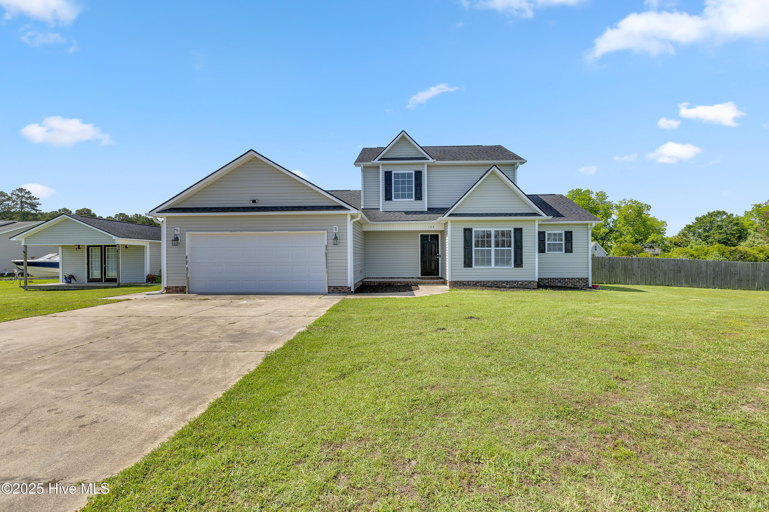106 Swingbridge Drive Property Photo 1