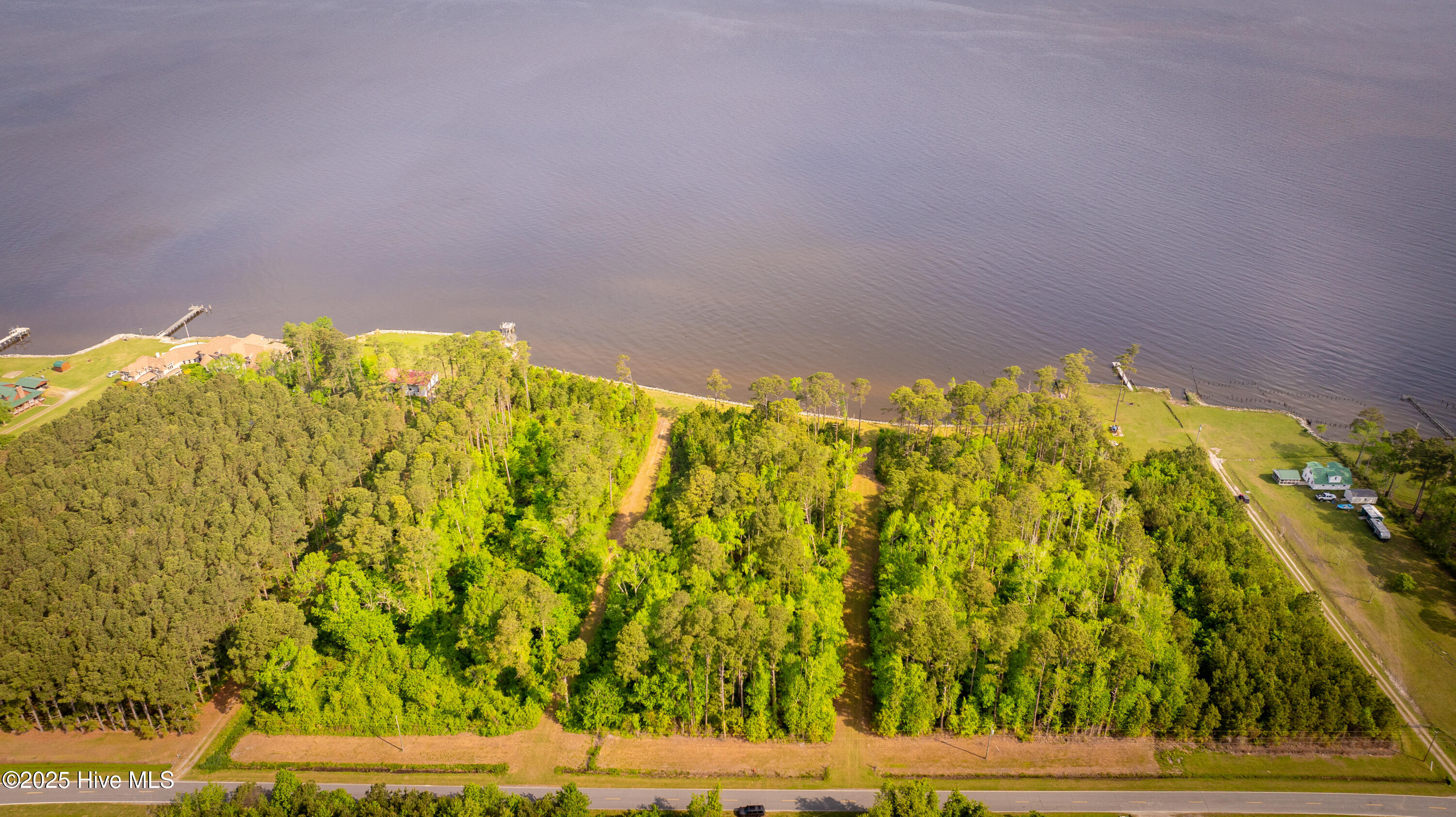 6267 Soundside Road Property Photo 2