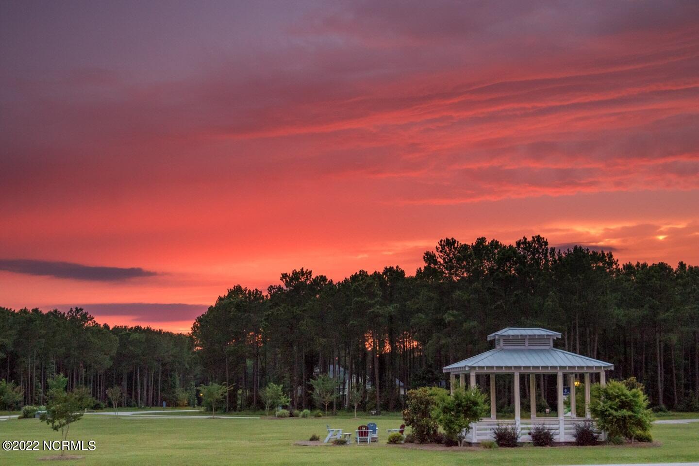 494 W Burton Farm Drive Property Photo 13