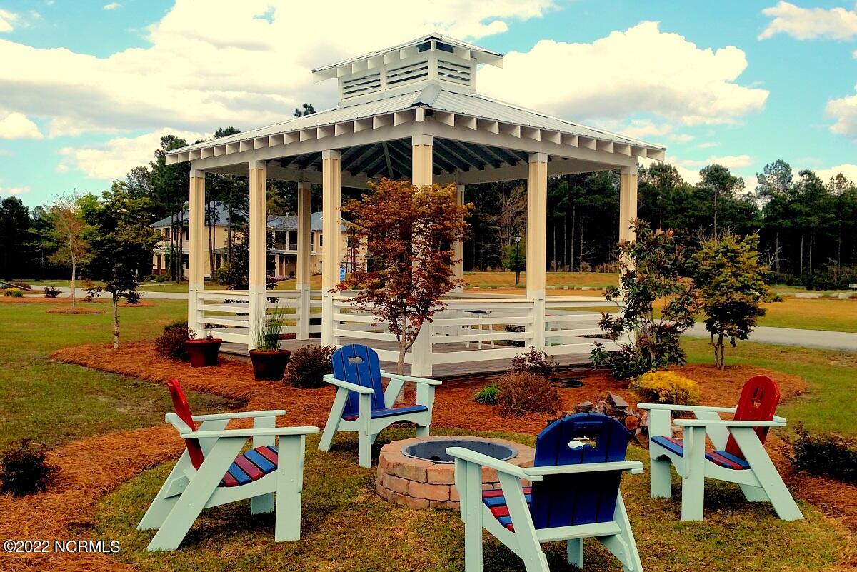 494 W Burton Farm Drive Property Photo 14