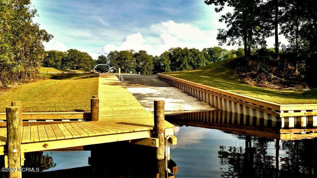 494 W Burton Farm Drive Property Photo 23