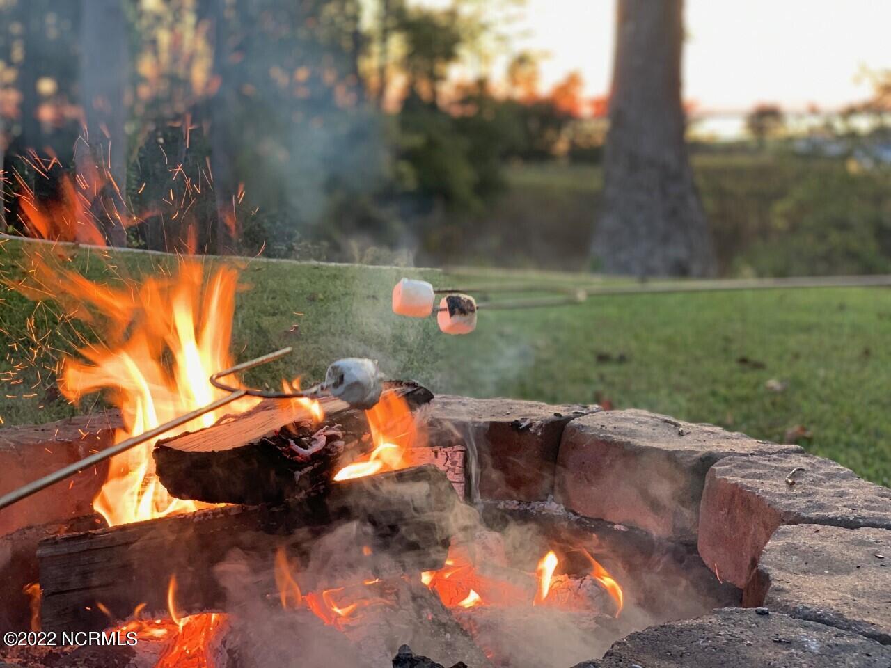 494 W Burton Farm Drive Property Photo 27