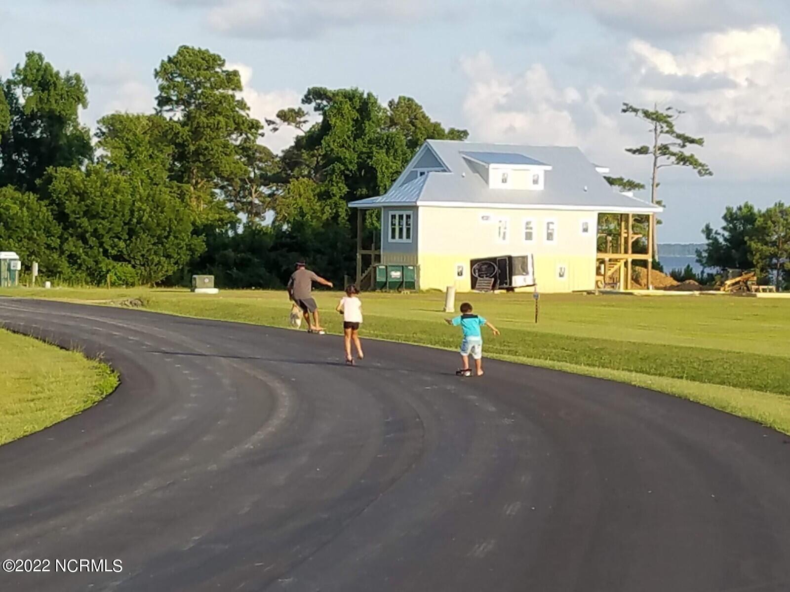 494 W Burton Farm Drive Property Photo 32