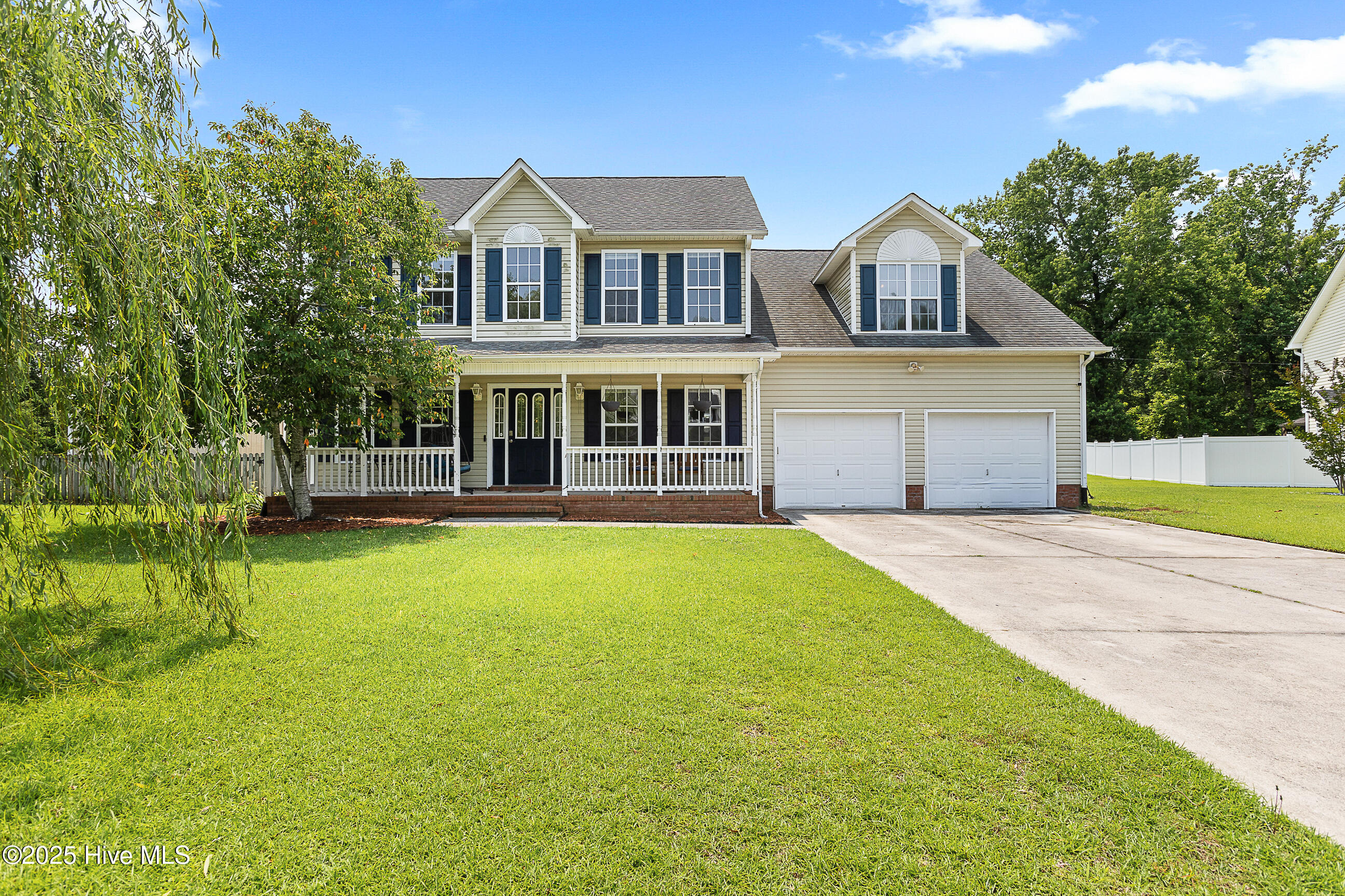 201 Bridlewood Drive Property Photo 1