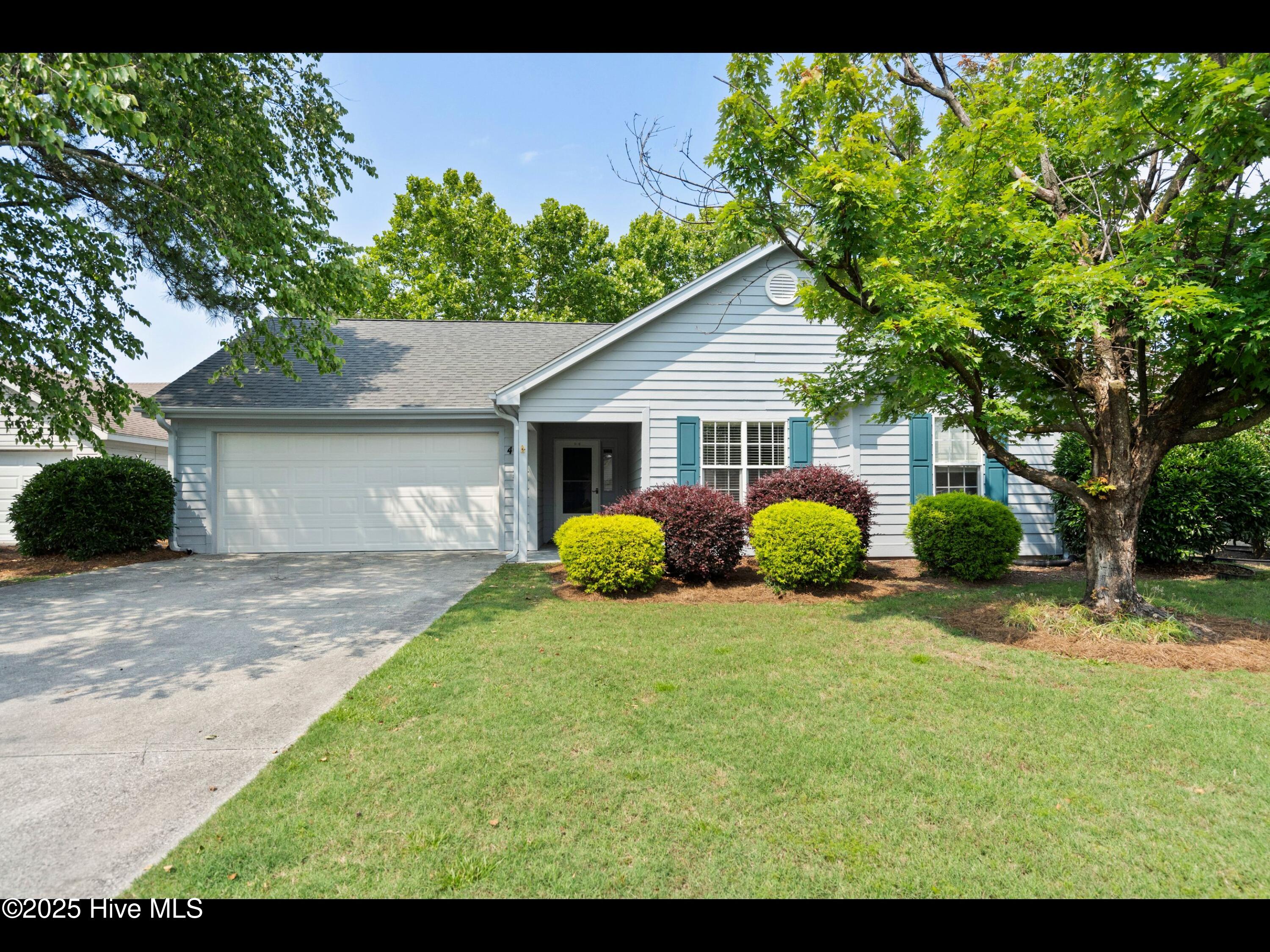 406 Endicott Court Property Photo 1