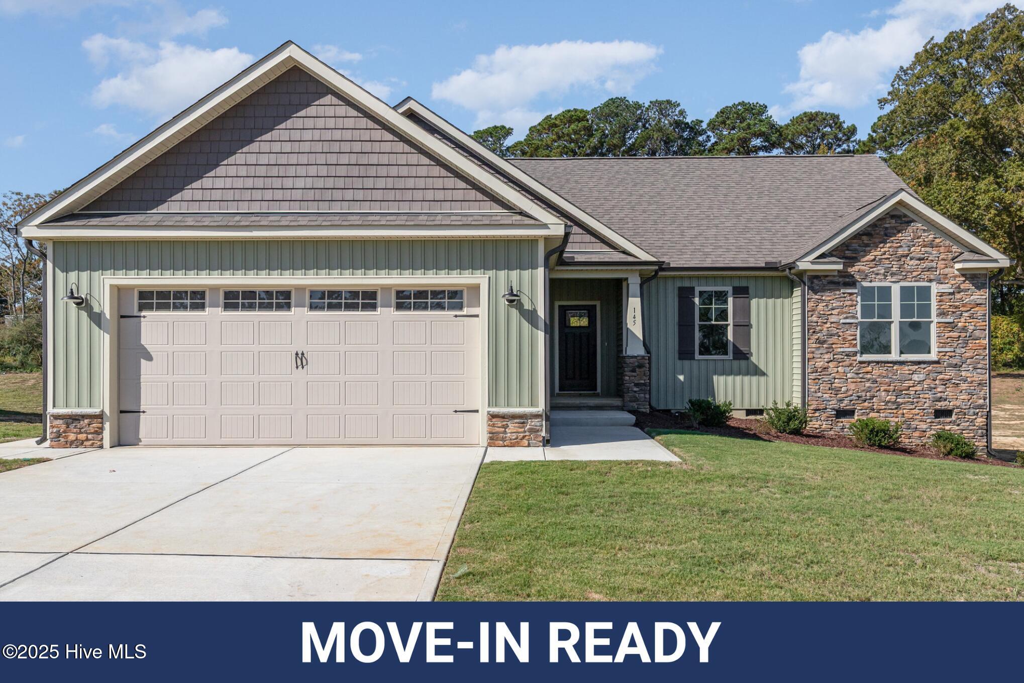 145 Tee Drive Property Photo 1