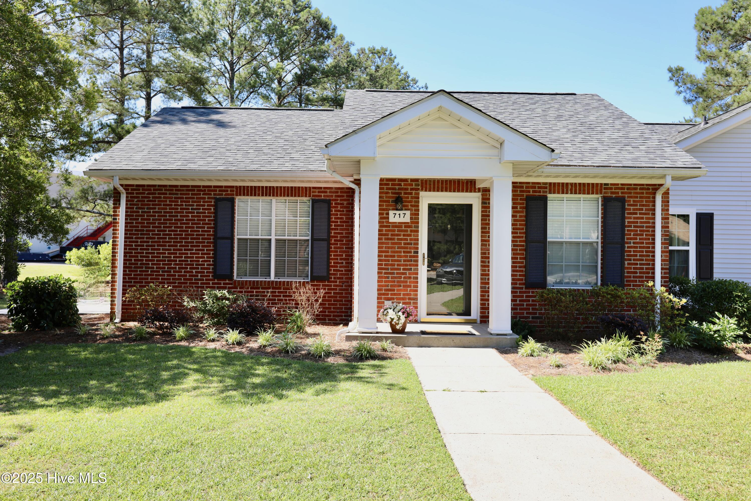 717 Chancery Lane Property Photo 1