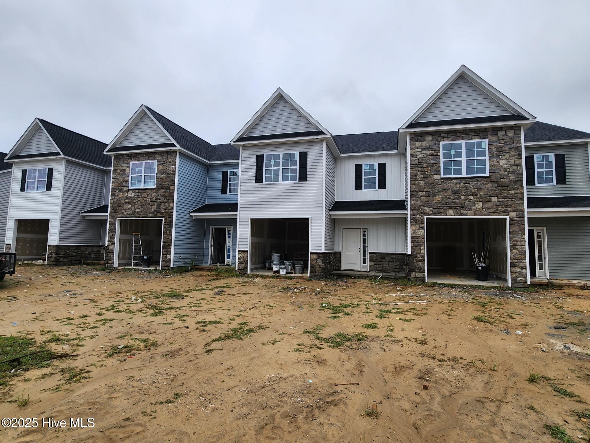 1404 Hartley Lane C Property Photo 1