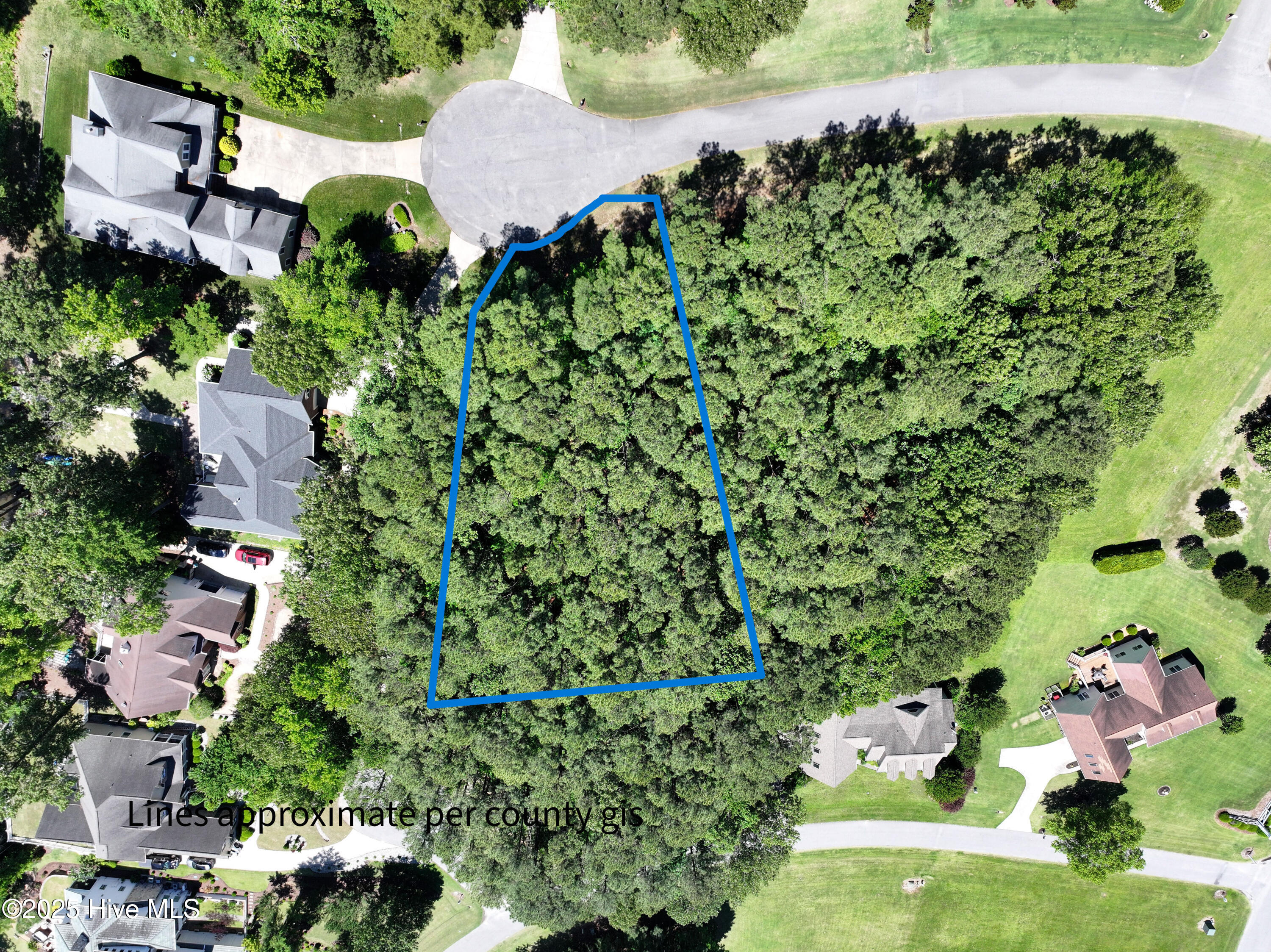 16-p Perry Cove Drive Property Photo 1