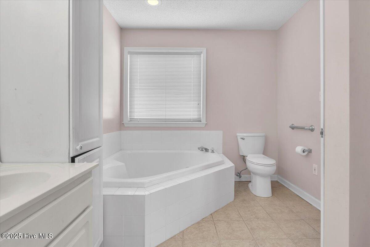 734 Sloop Pointe Lane Property Photo 18