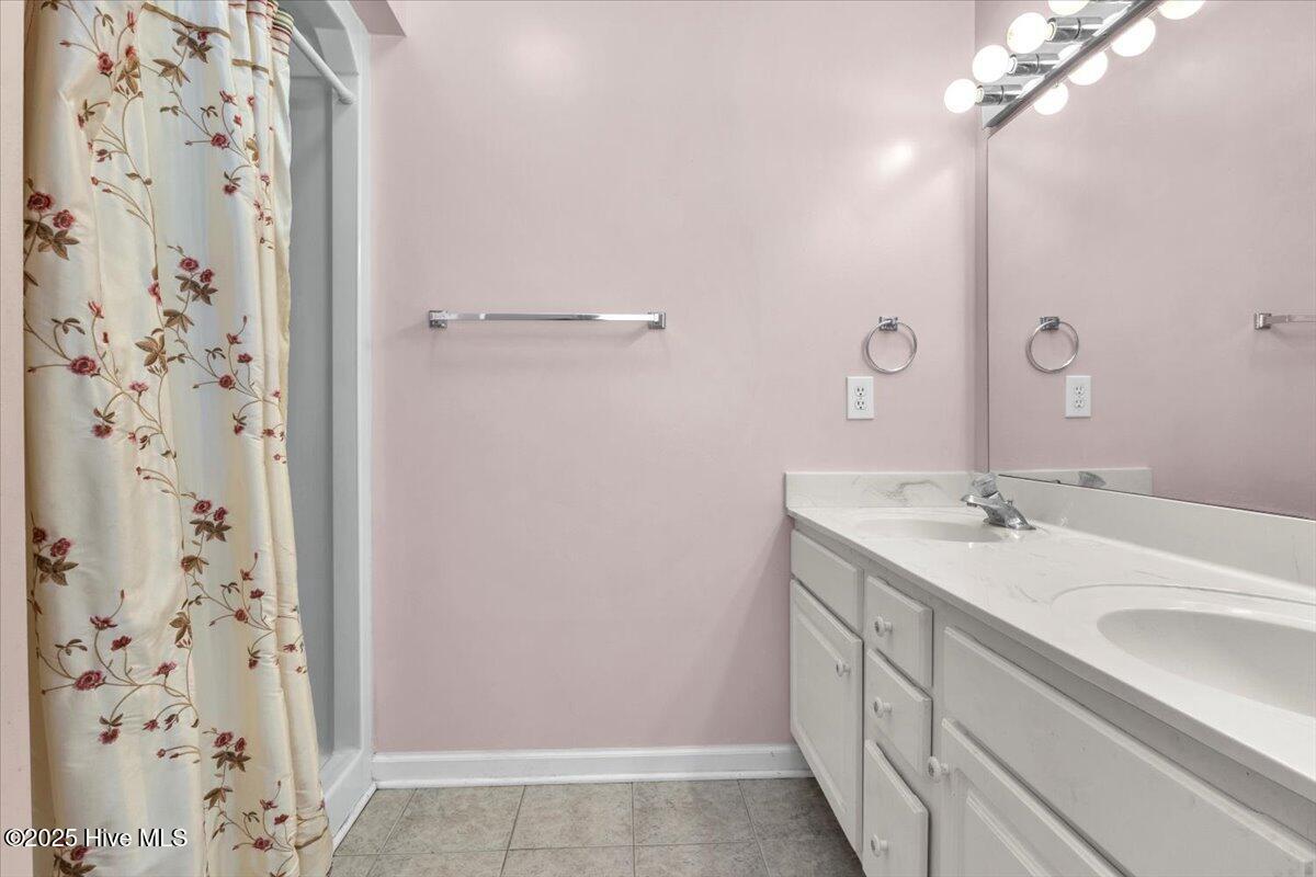 734 Sloop Pointe Lane Property Photo 20