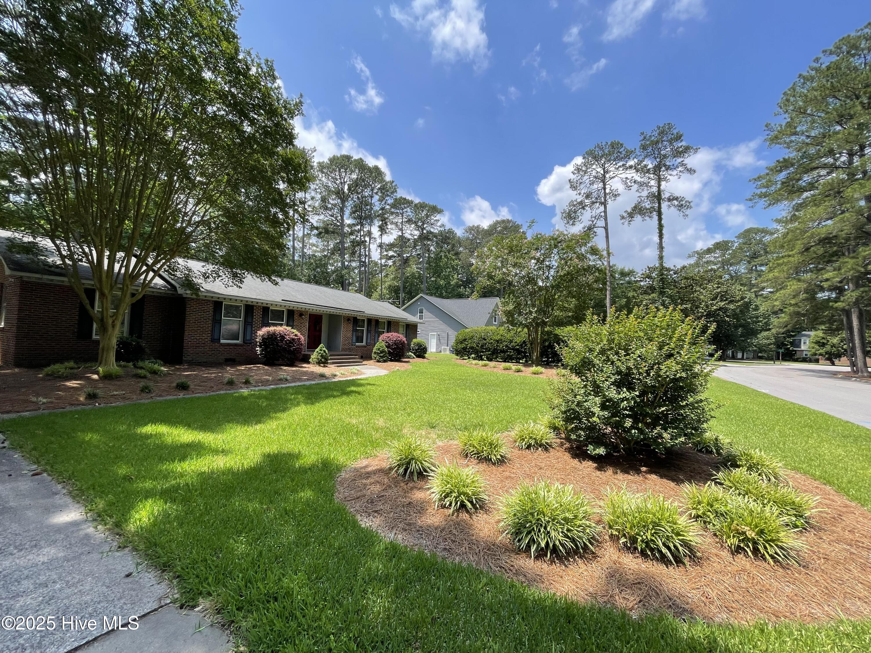 104 Ironwood Drive Property Photo 1