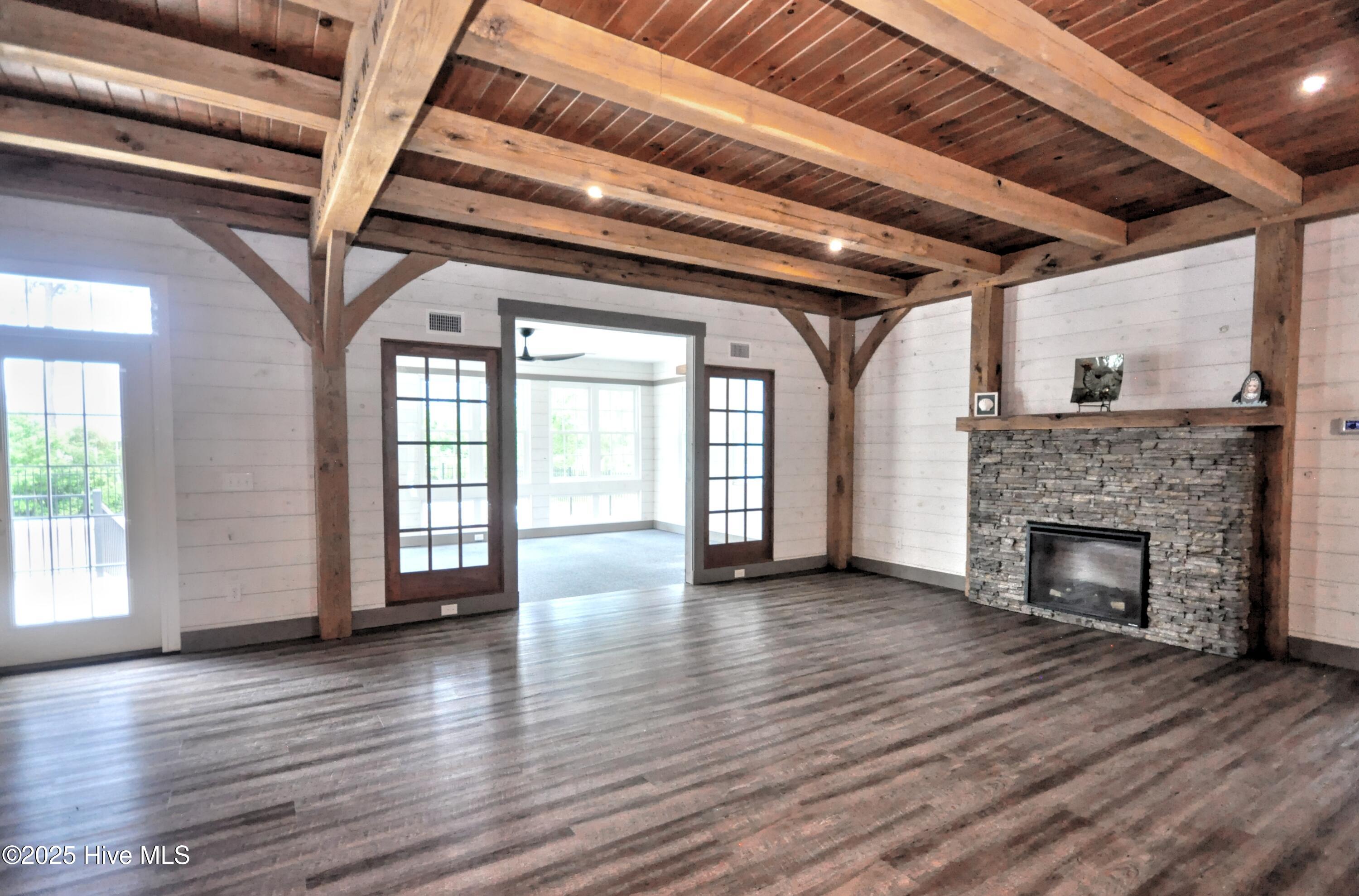 9265 W Lake Road Property Photo 15