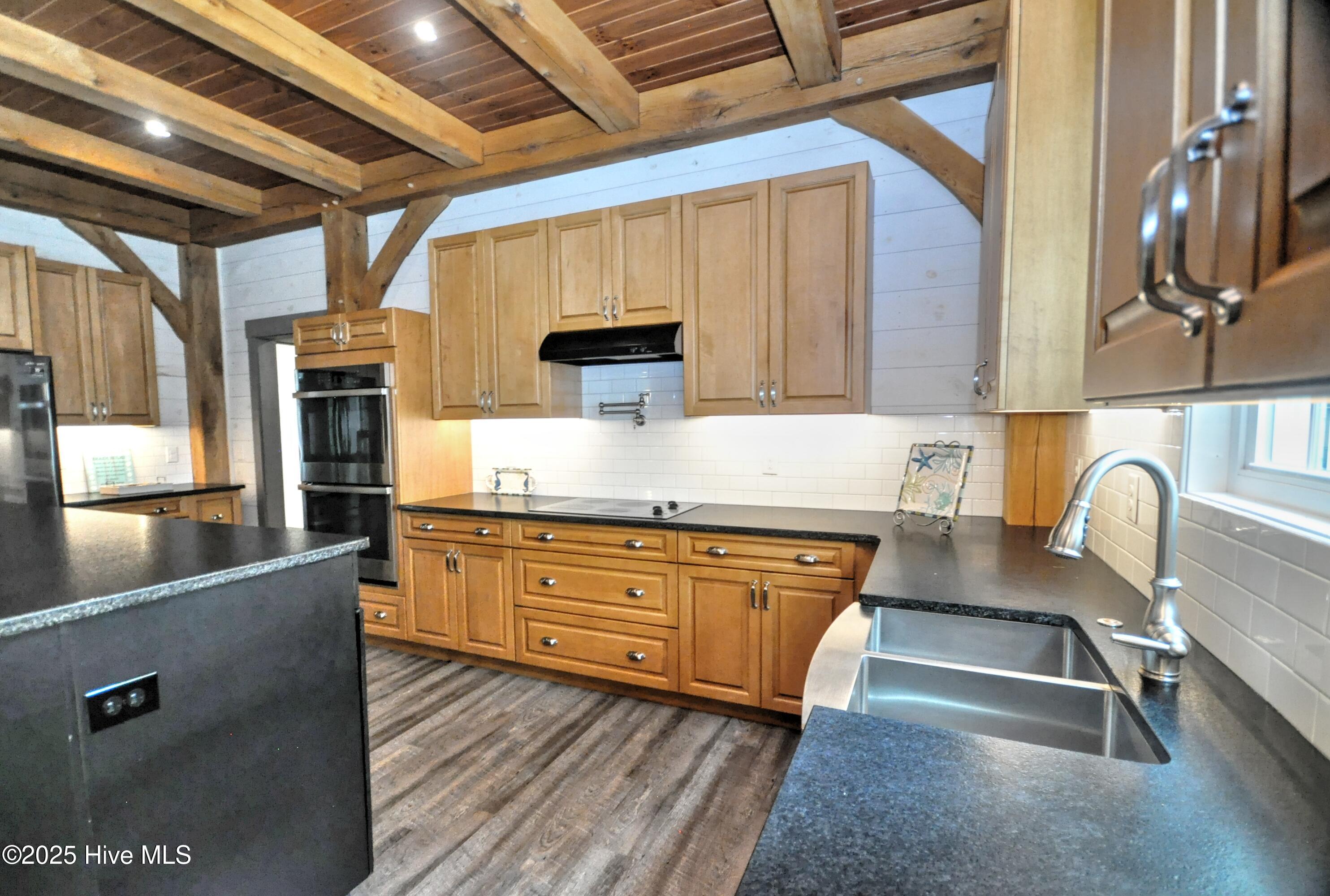 9265 W Lake Road Property Photo 25