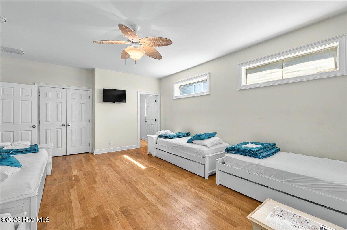 269 W First Street Property Photo 40