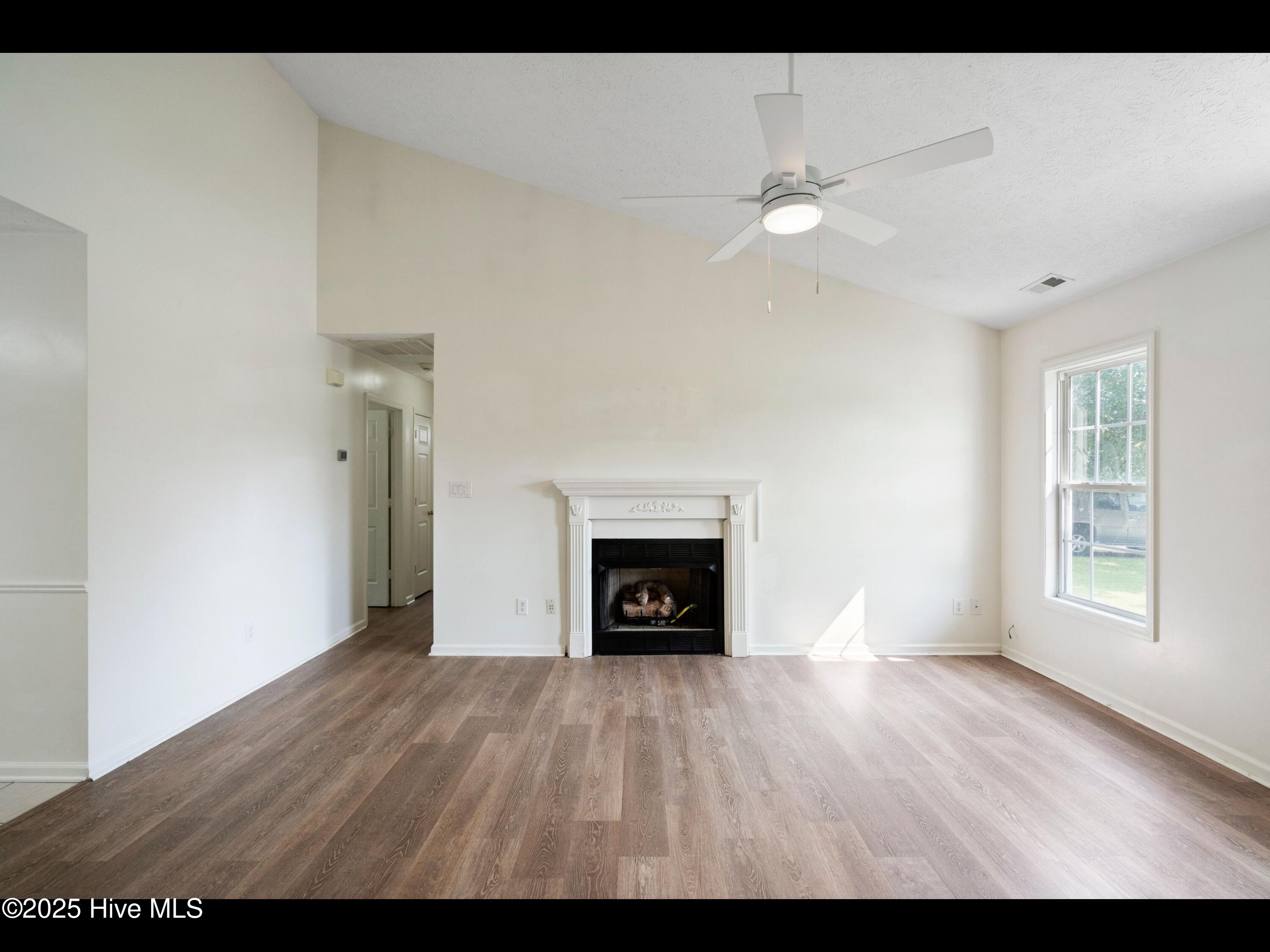328 Foxhall Road Property Photo 9