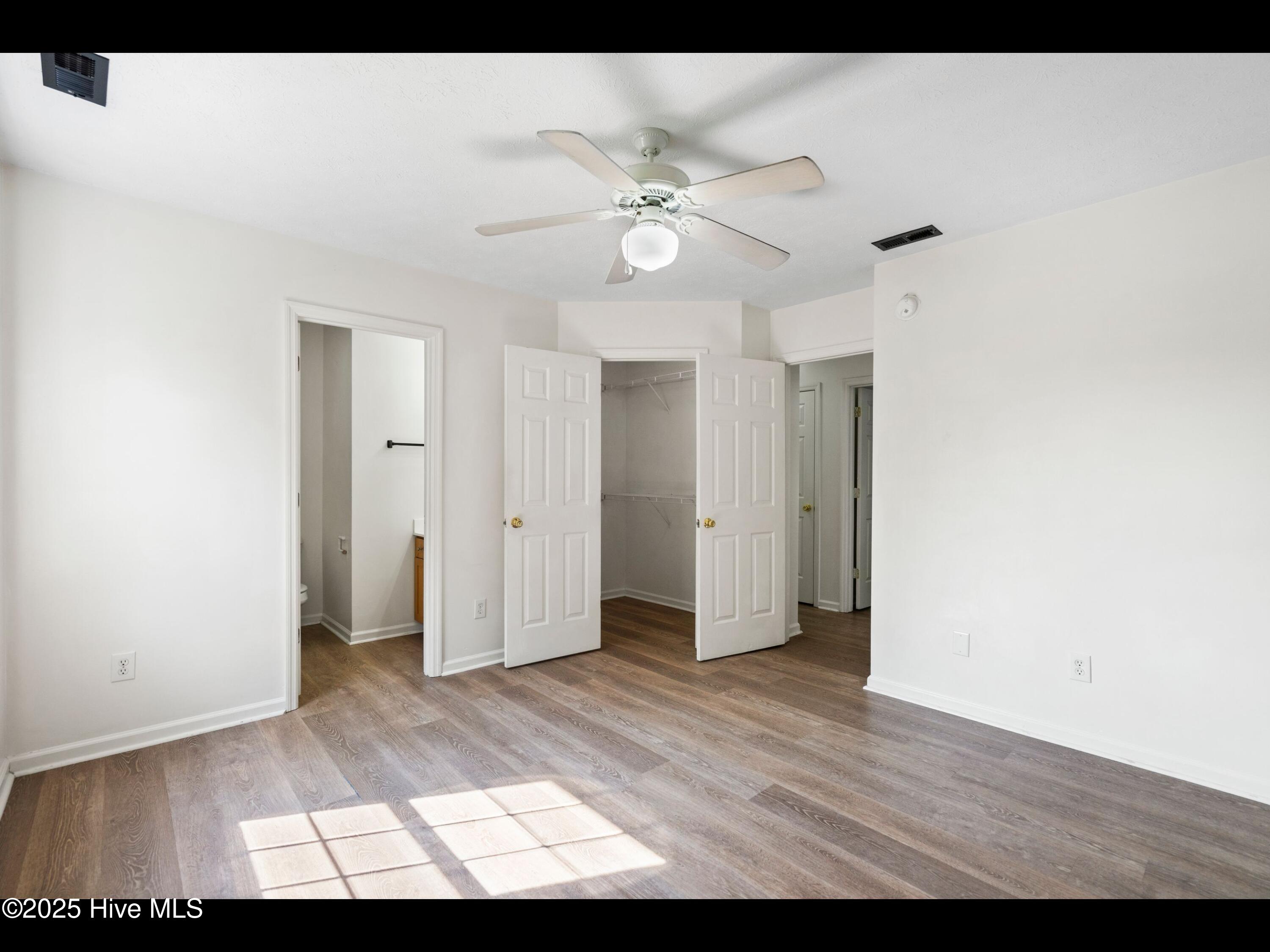 328 Foxhall Road Property Photo 11