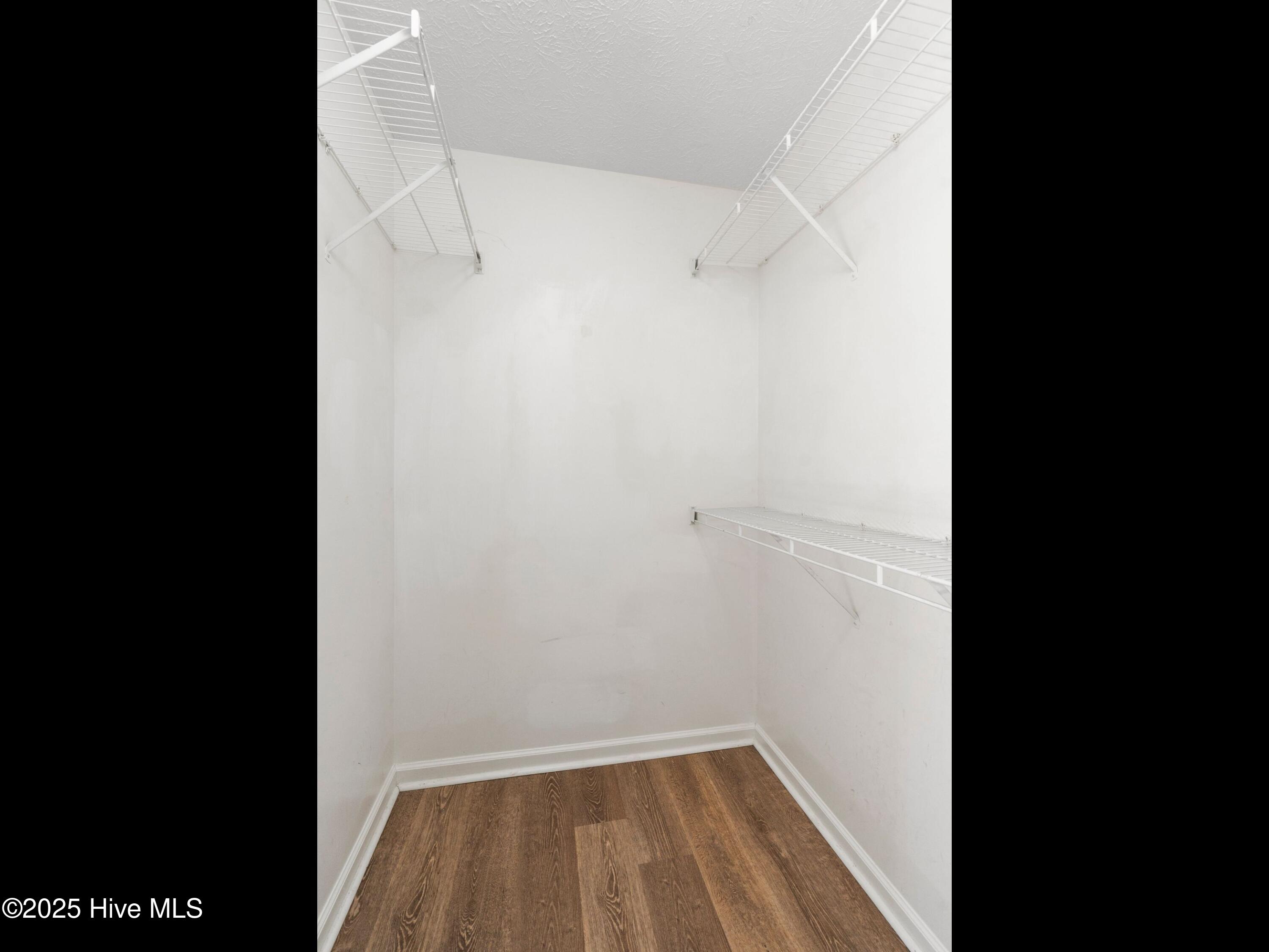 328 Foxhall Road Property Photo 12