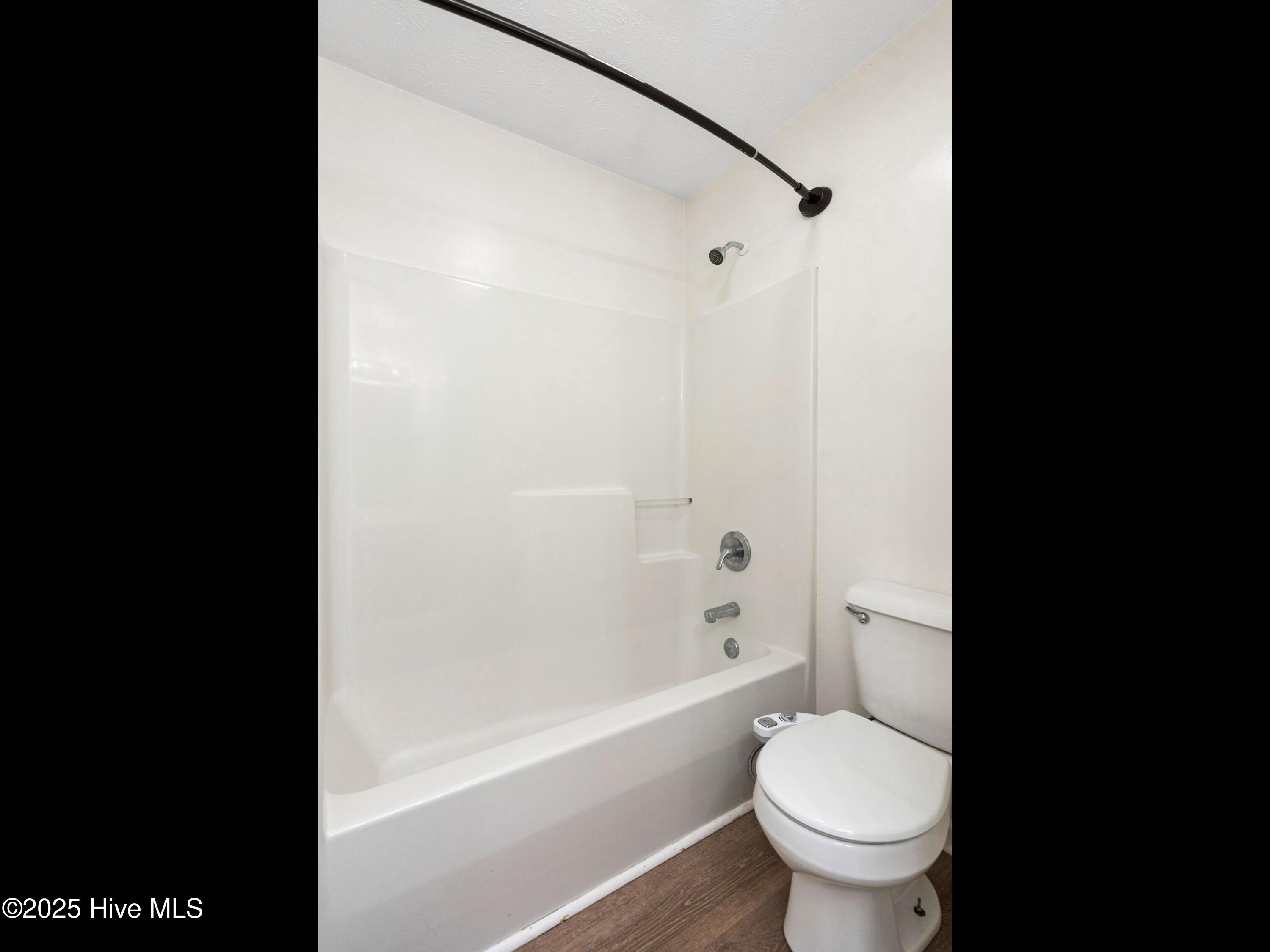 328 Foxhall Road Property Photo 14