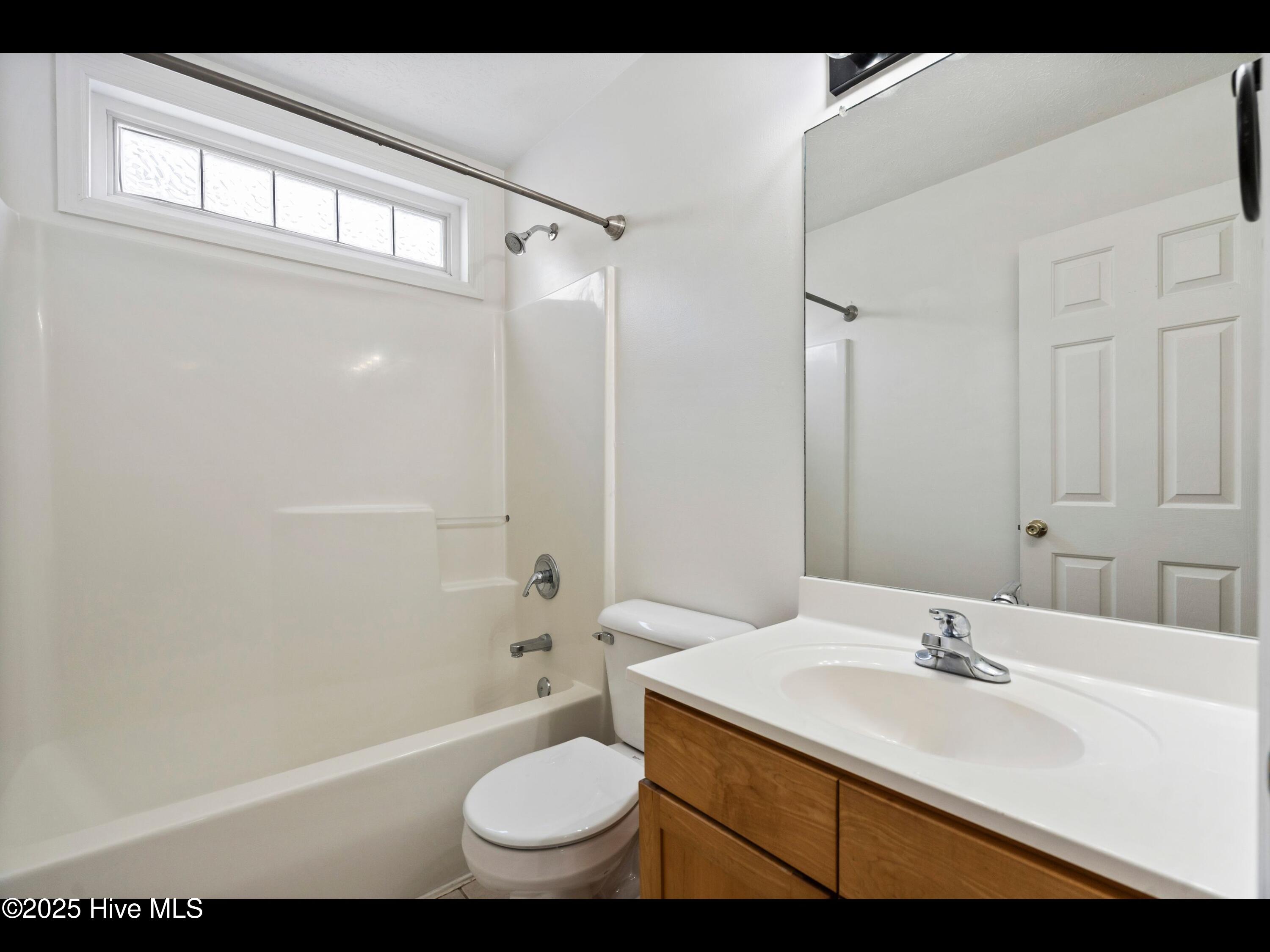 328 Foxhall Road Property Photo 17