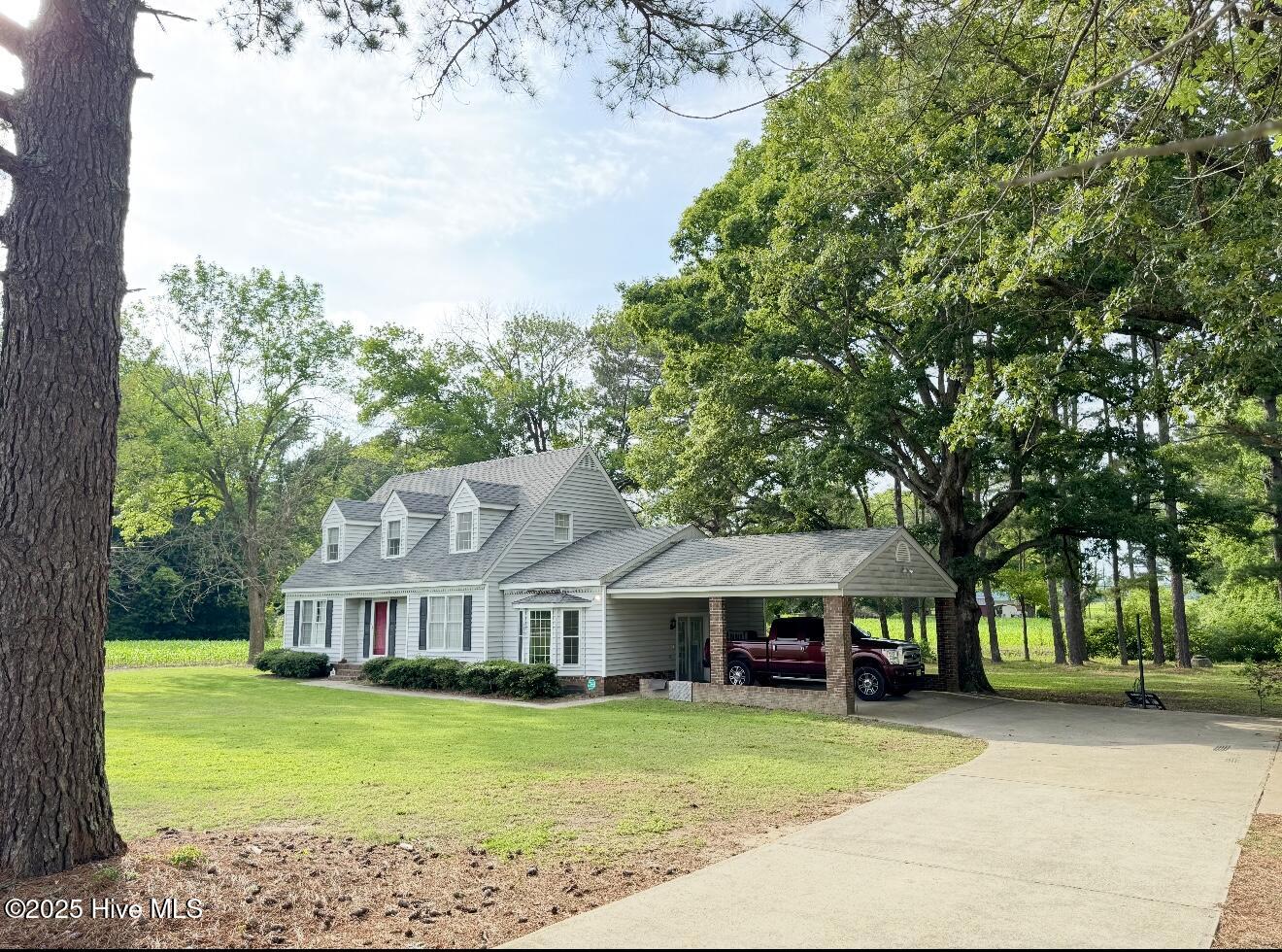 702 Terrace Lane Property Photo 1