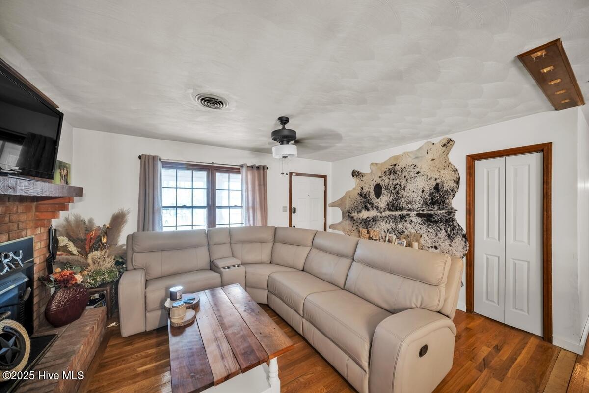 10179 Nc Highway 305 Property Photo 5
