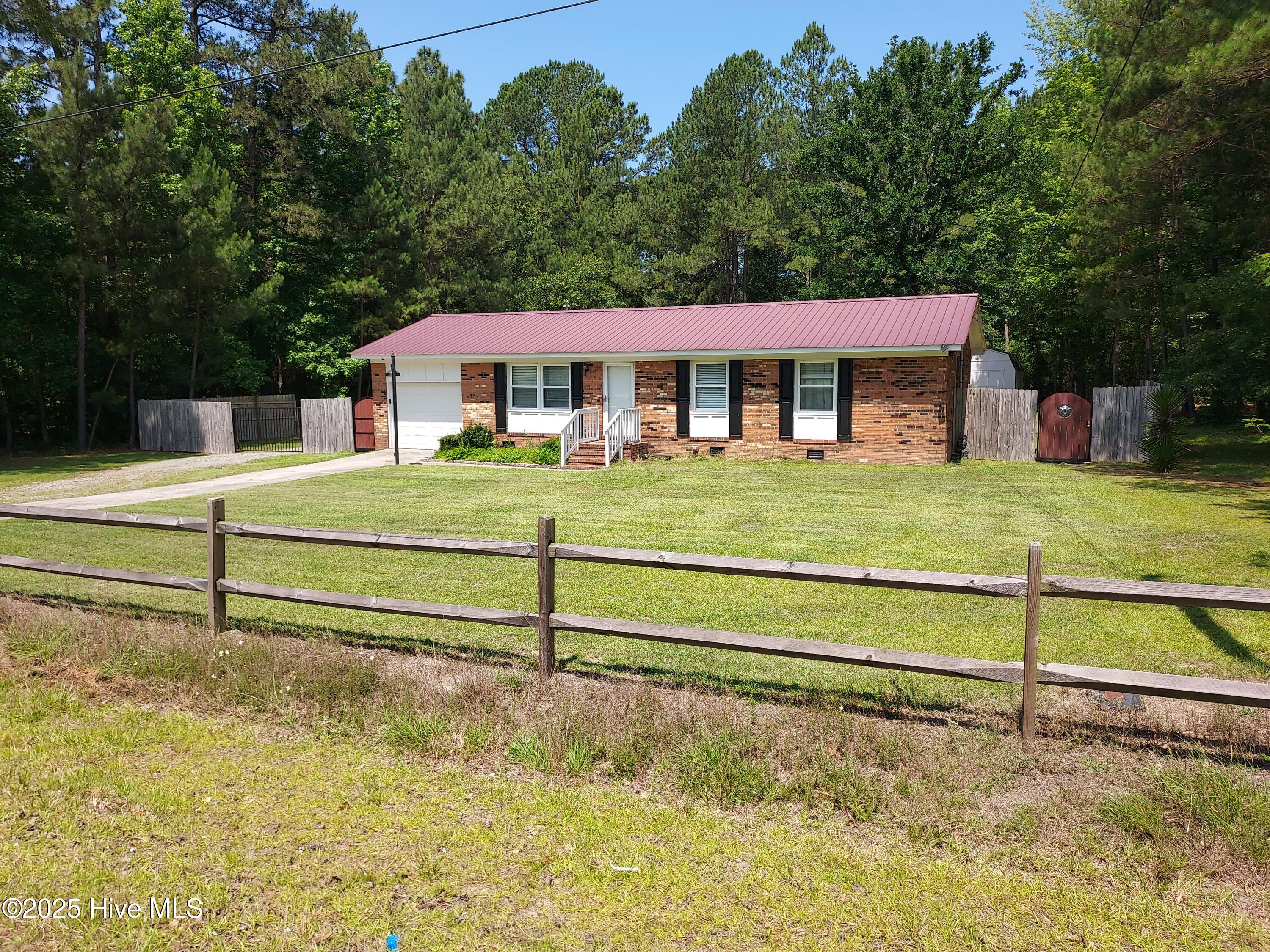 844 Montrose Road Property Photo 1