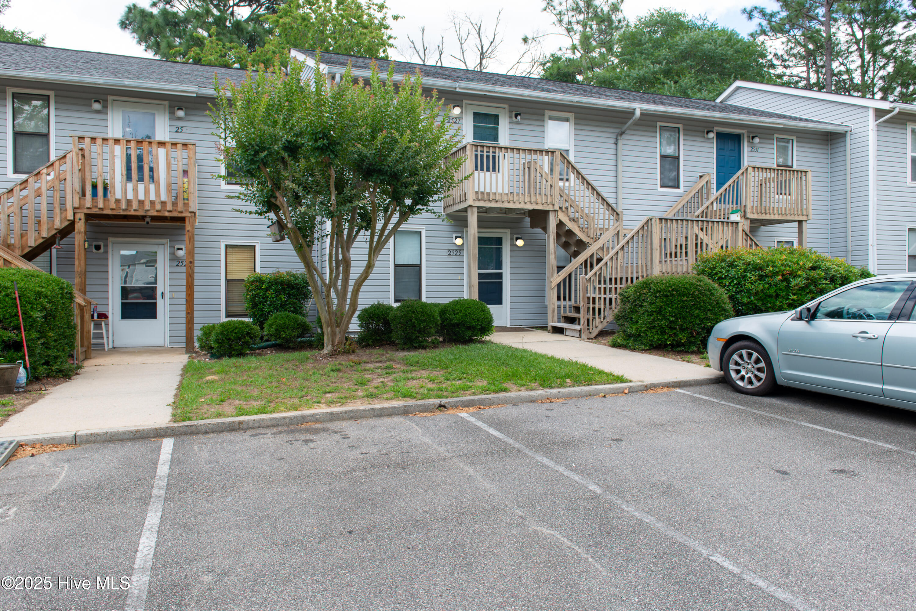 2525 Flint Drive Property Photo 1
