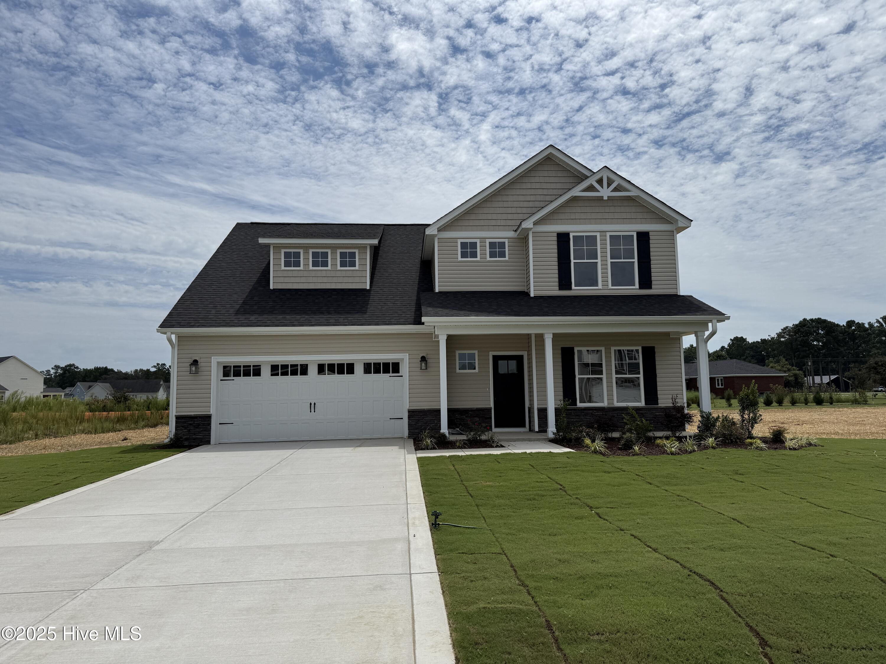 106 Hudson Village Drive Property Photo 1