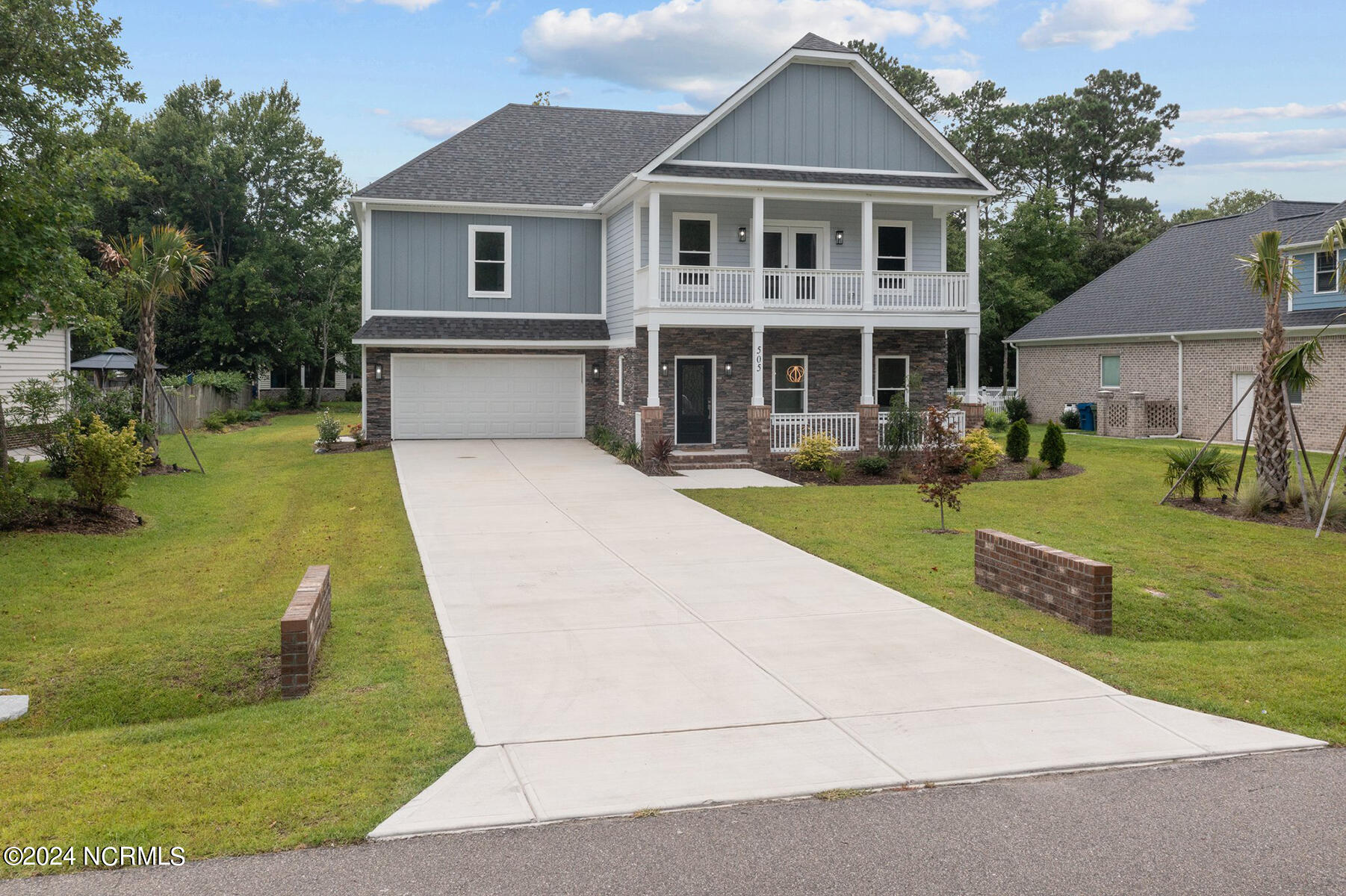 505 N Shore Drive Property Photo 1