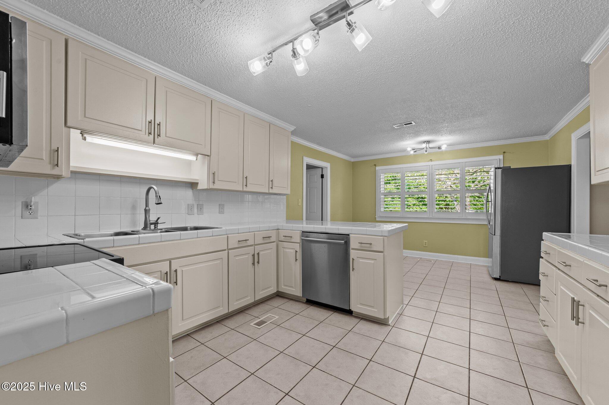 6152 Marvin Taylor Road Property Photo 14