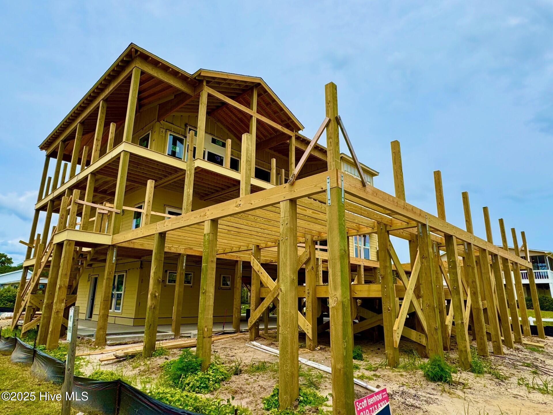 102 Ocean Drive Property Photo 3