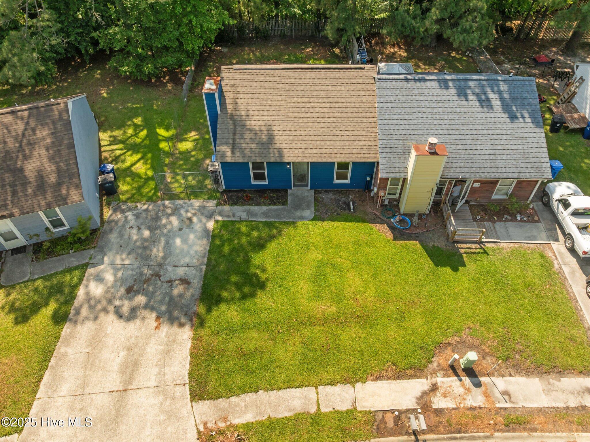 118 Corey Circle Property Photo 2