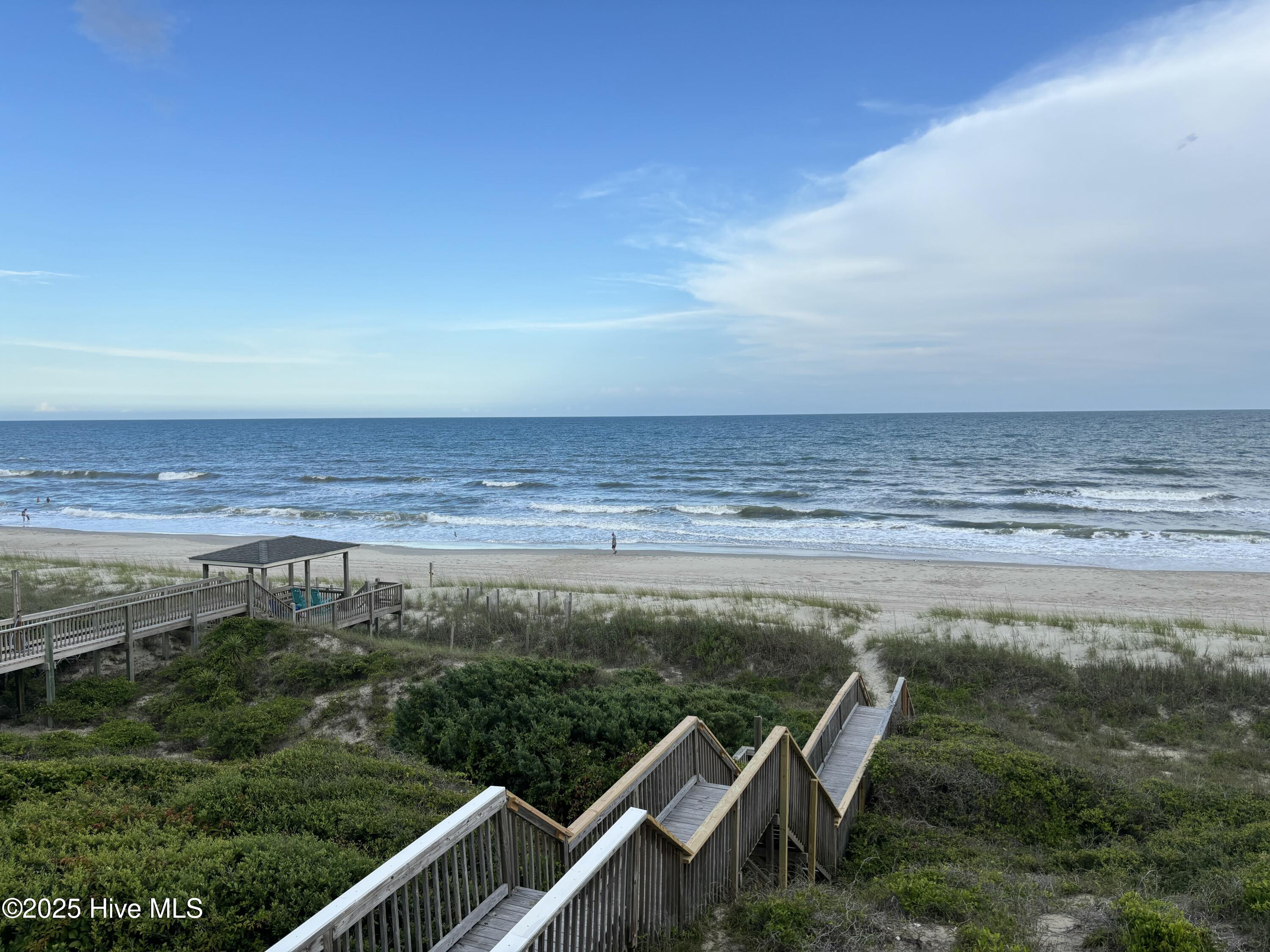 7411 Ocean Drive E&w Property Photo 1