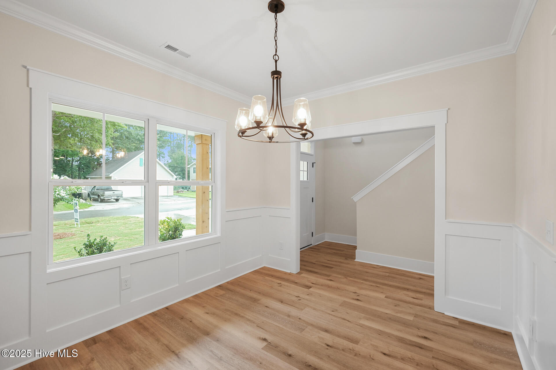 105 N Lloyd Street Street Property Photo 8