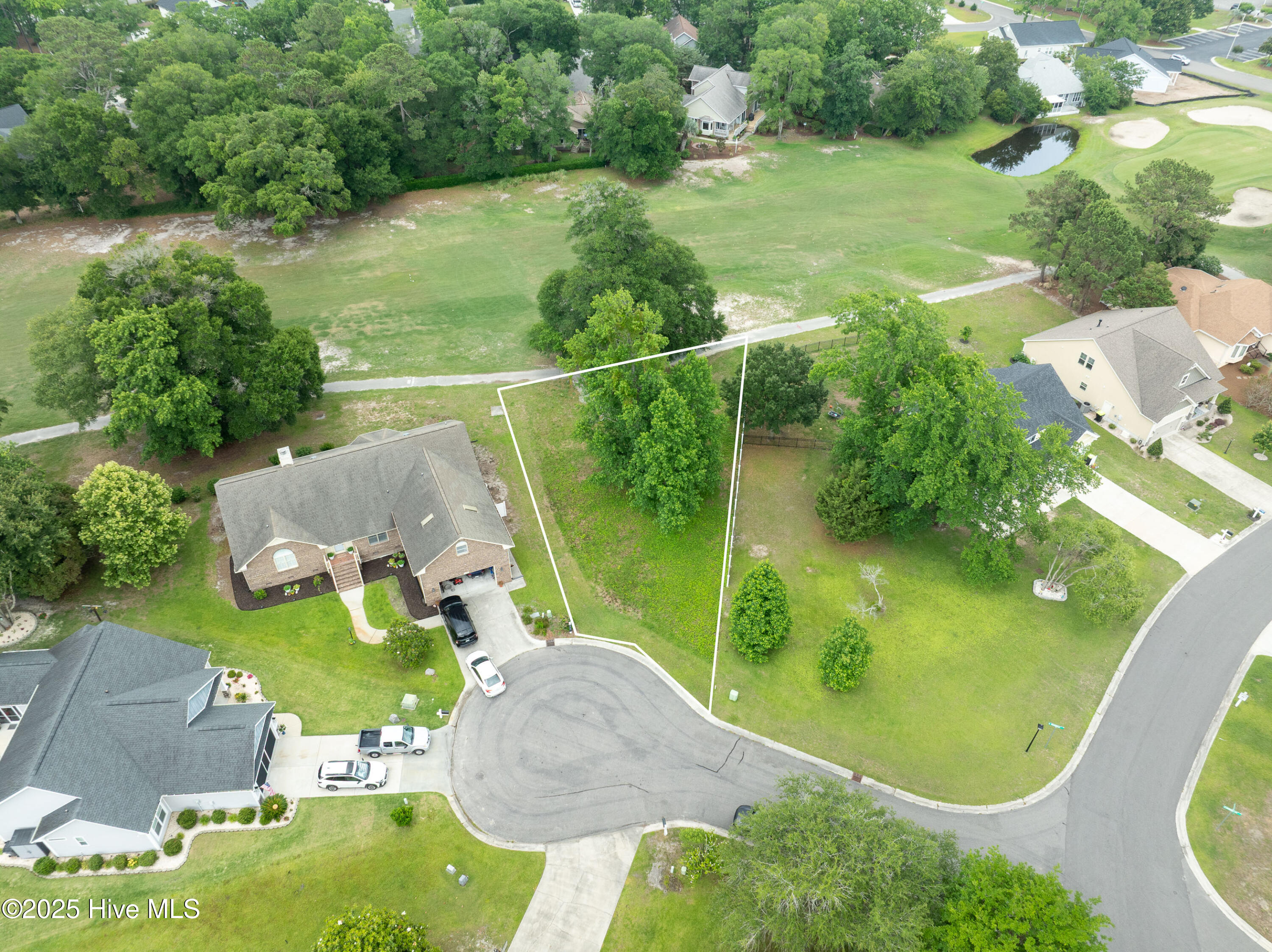 1672 E Magnolia Court Property Photo 1