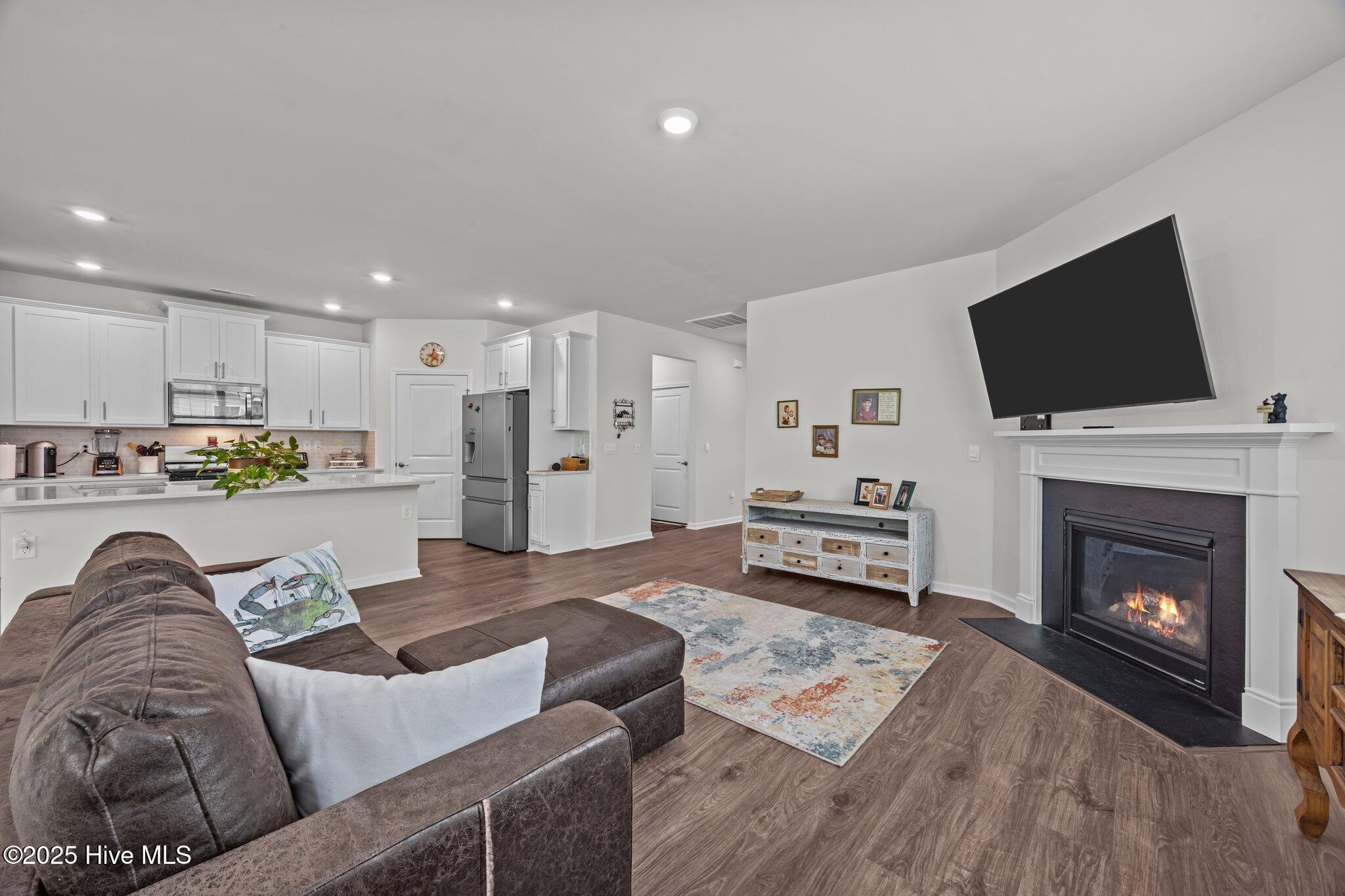 6012 Bayberry Park Drive Property Photo 10