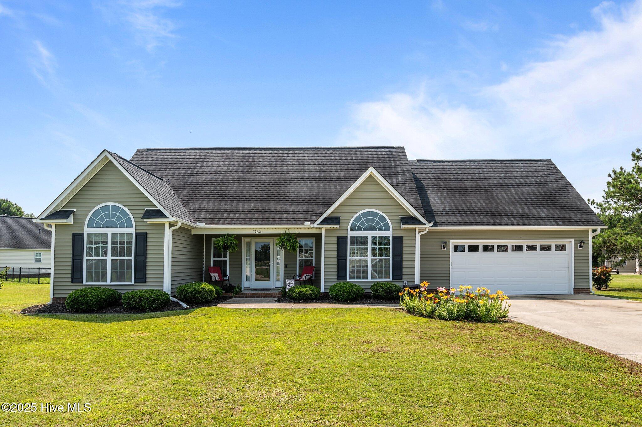 1763 Oak Pointe Drive Property Photo 1