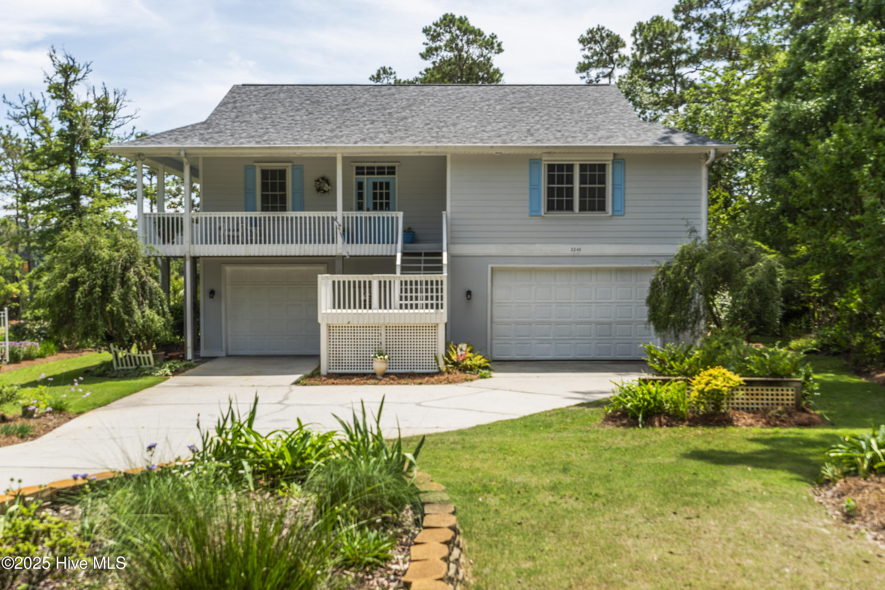 3243 Marsh View Drive Property Photo 1