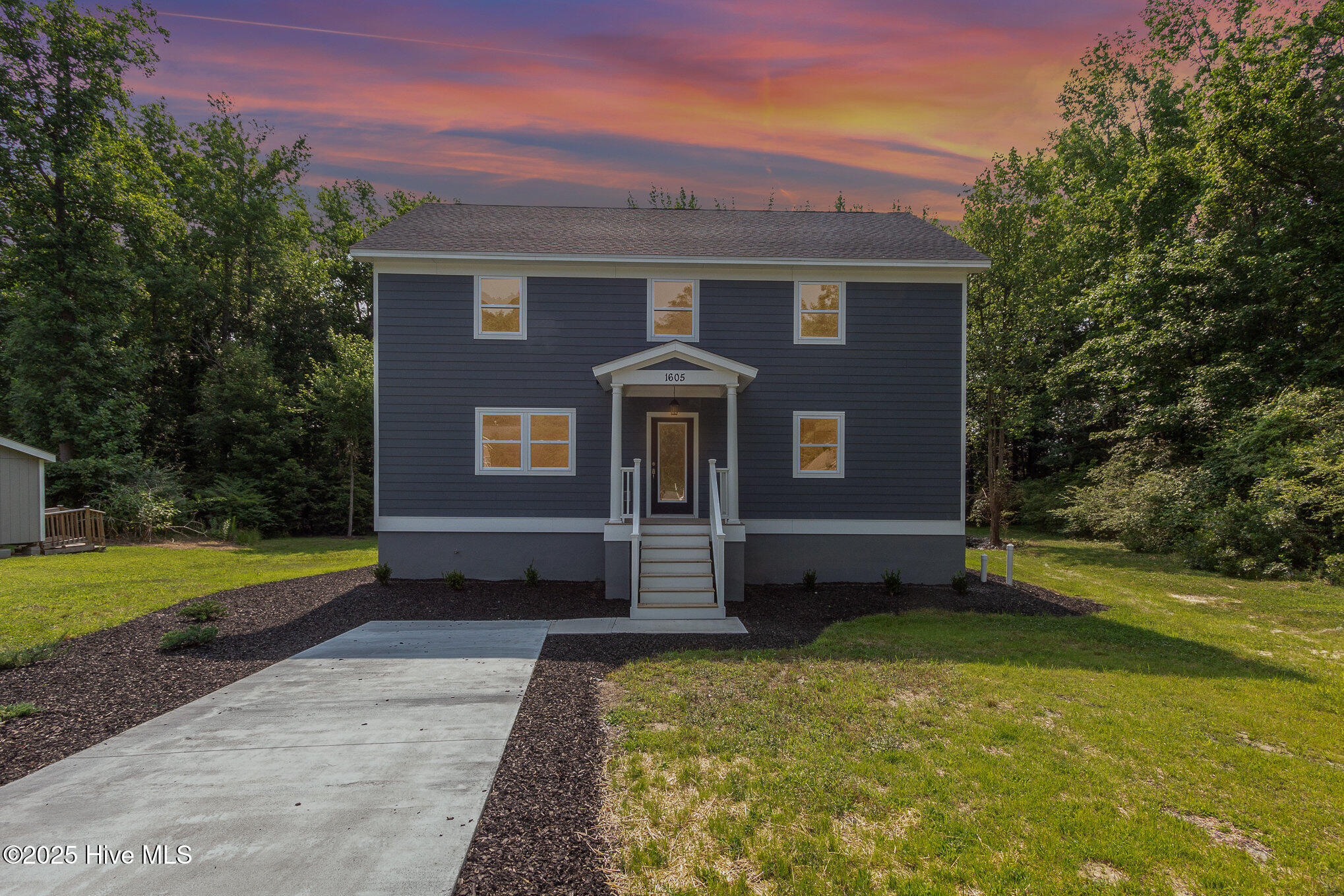 1605 Bobwhite Lane Property Photo 1