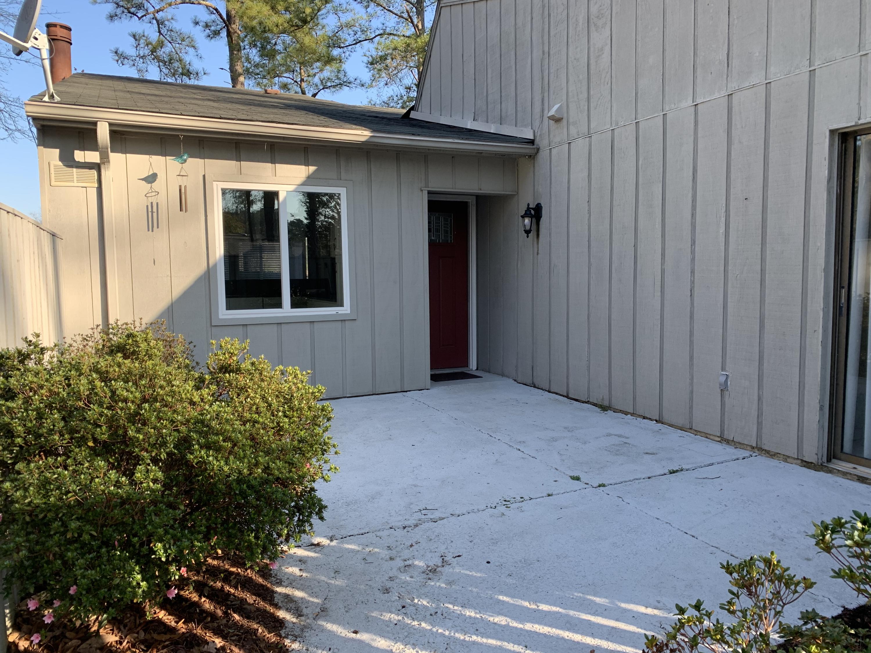 106 Mallards Cove Property Photo 1